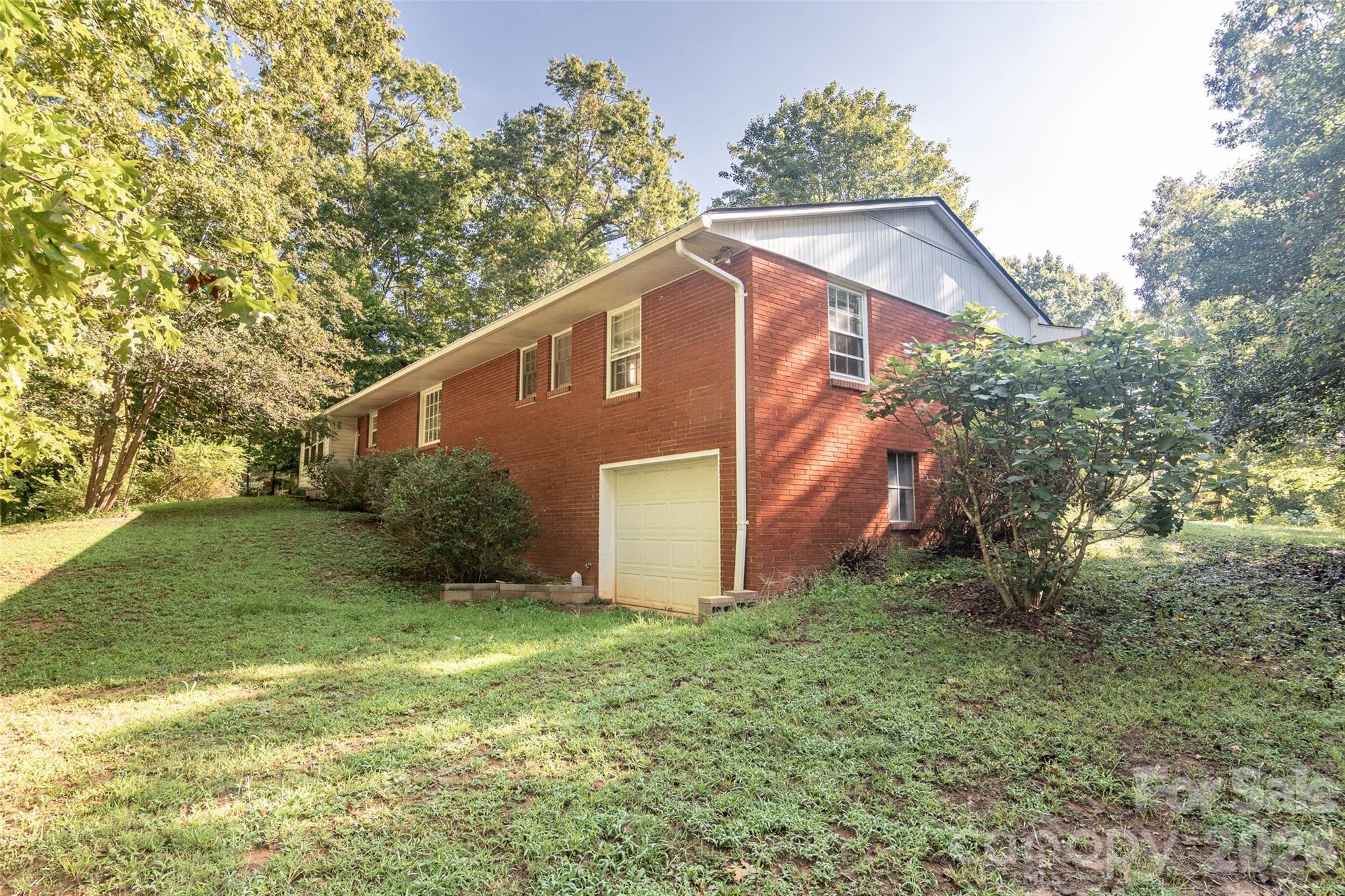 235 Landis Road Property Photo 4