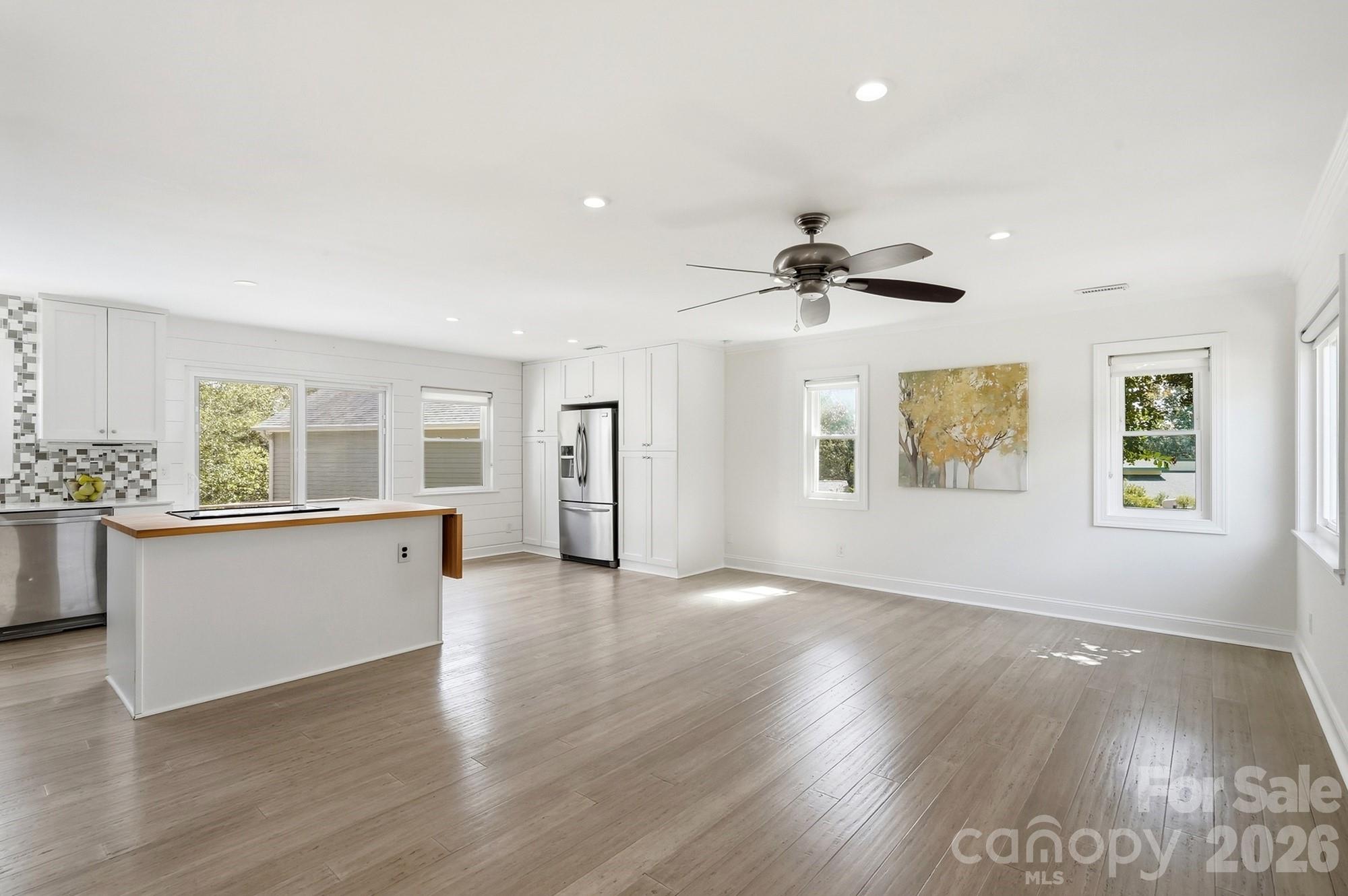 3022 Point Clear Drive Property Photo 7