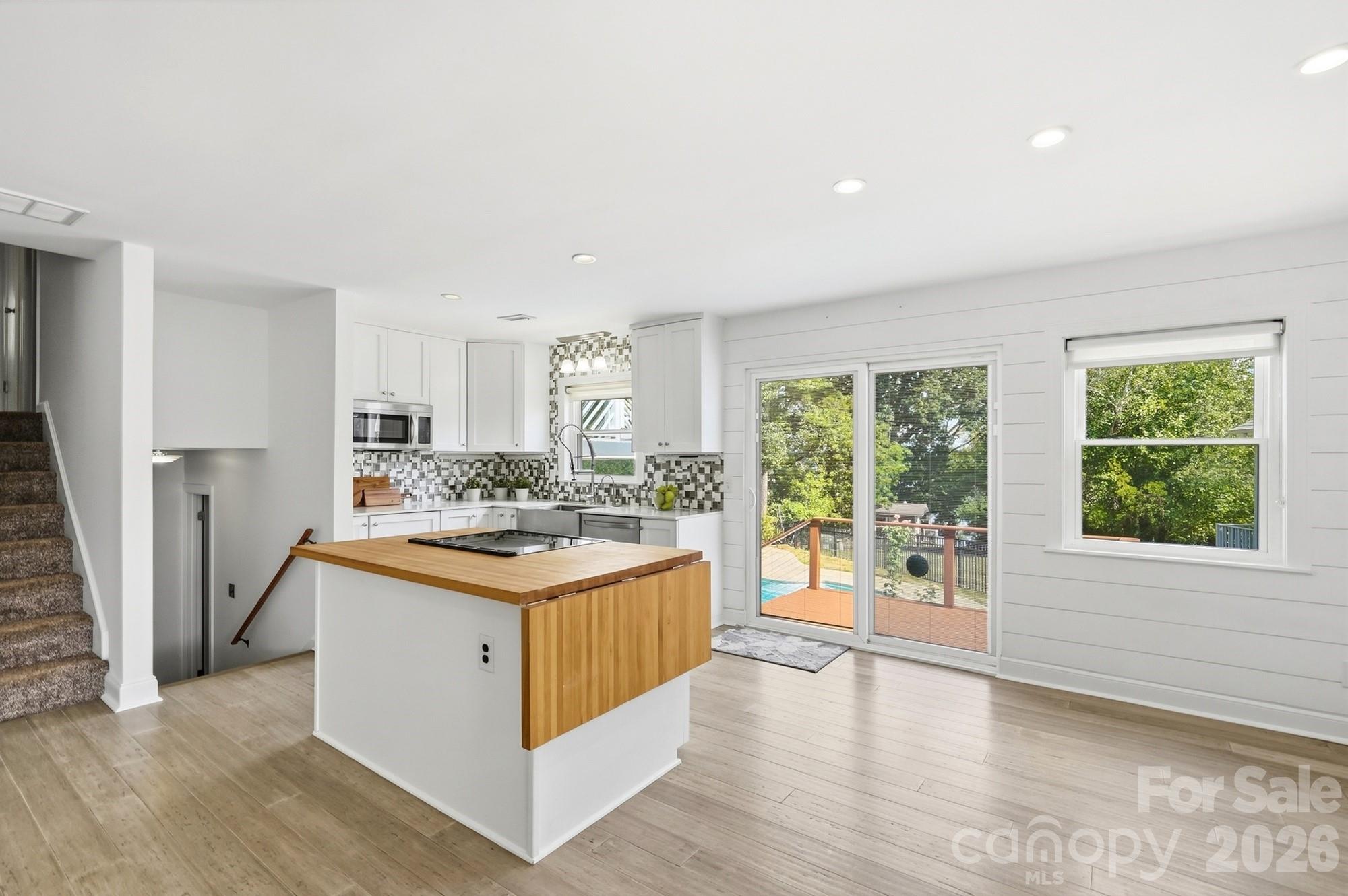 3022 Point Clear Drive Property Photo 10