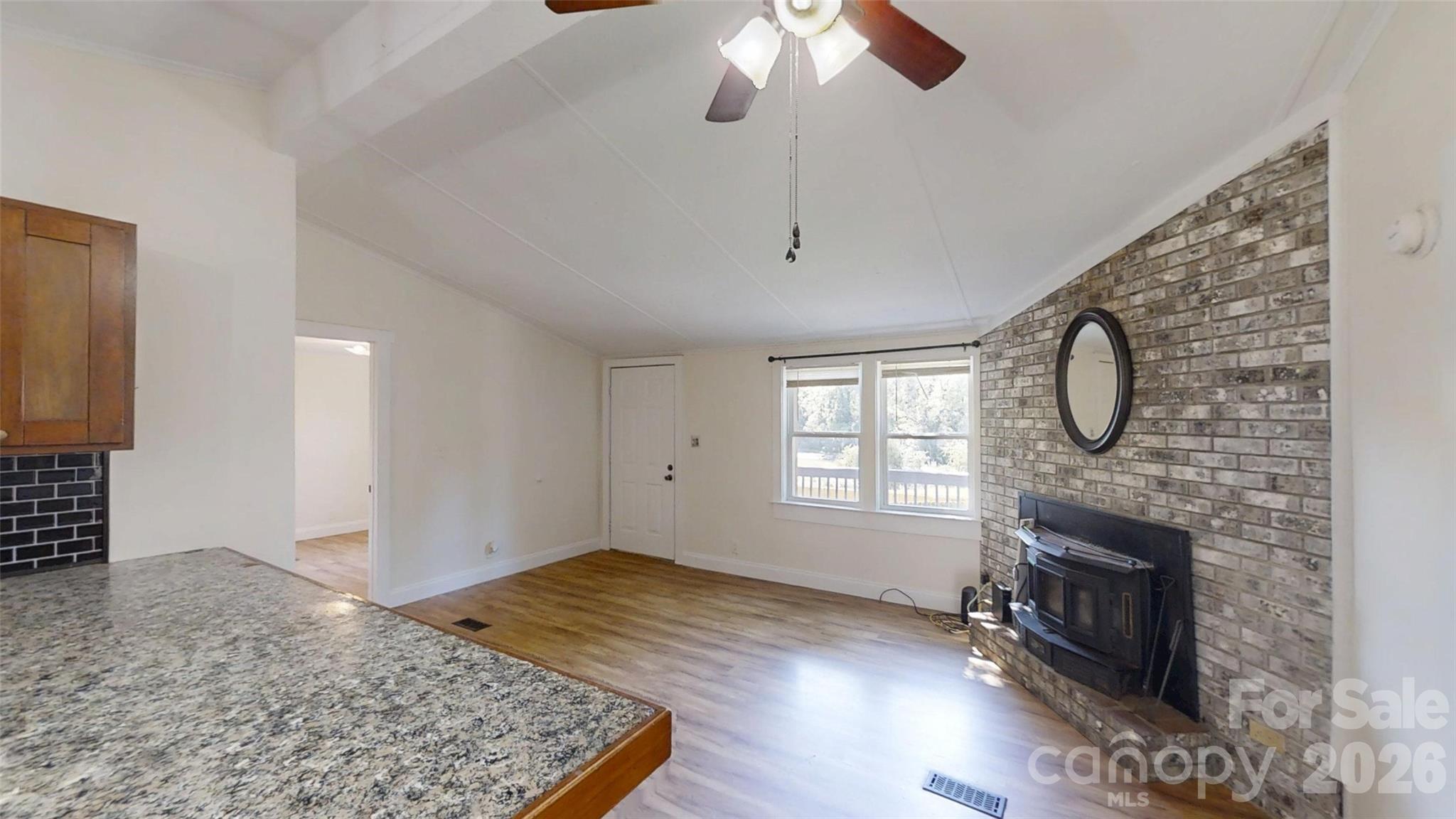 7 Fieldtop Lane Property Photo 6