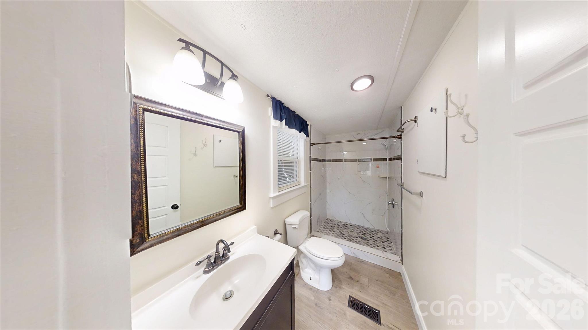 7 Fieldtop Lane Property Photo 14