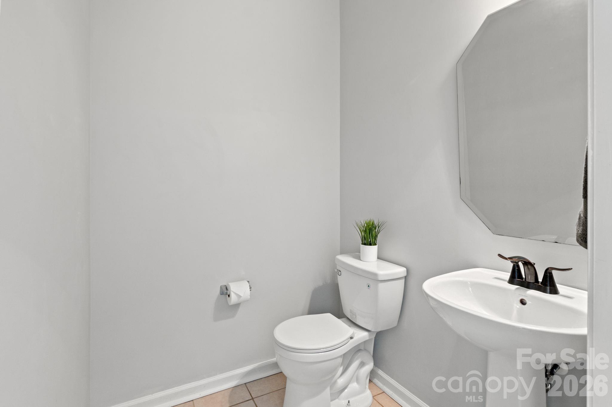 9810 Kings Parade Boulevard Property Photo 5