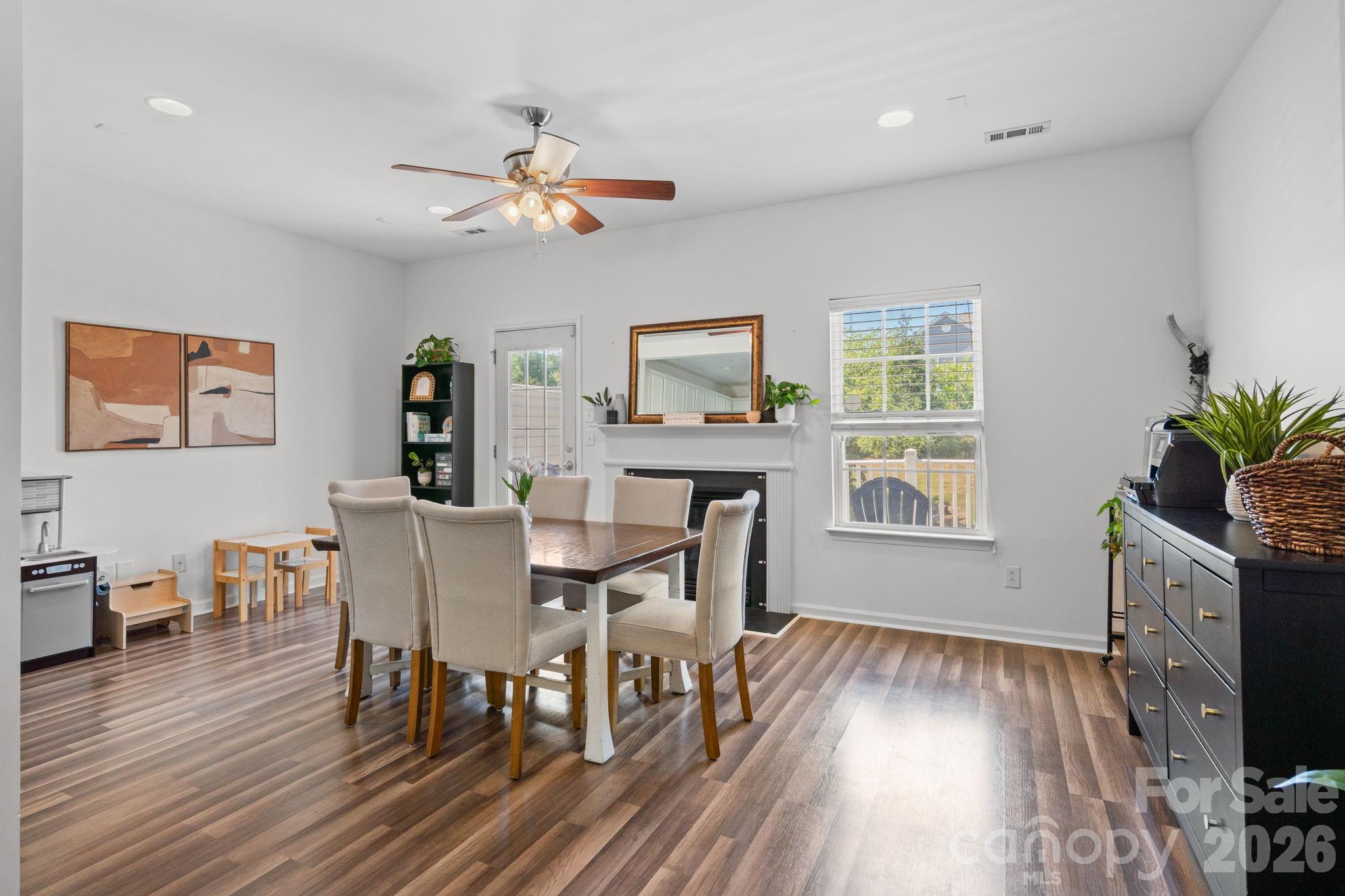 9810 Kings Parade Boulevard Property Photo 15