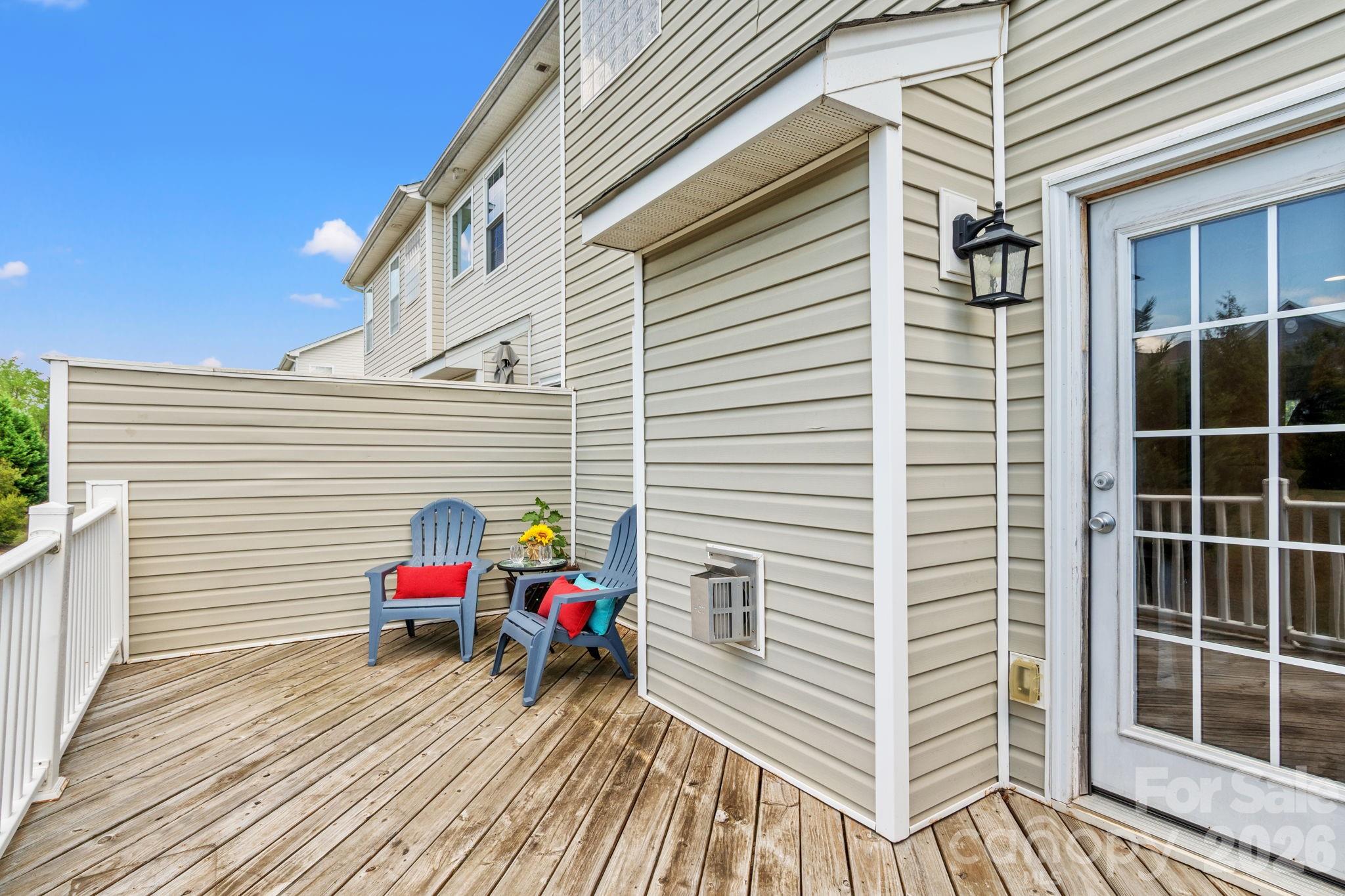 9810 Kings Parade Boulevard Property Photo 17