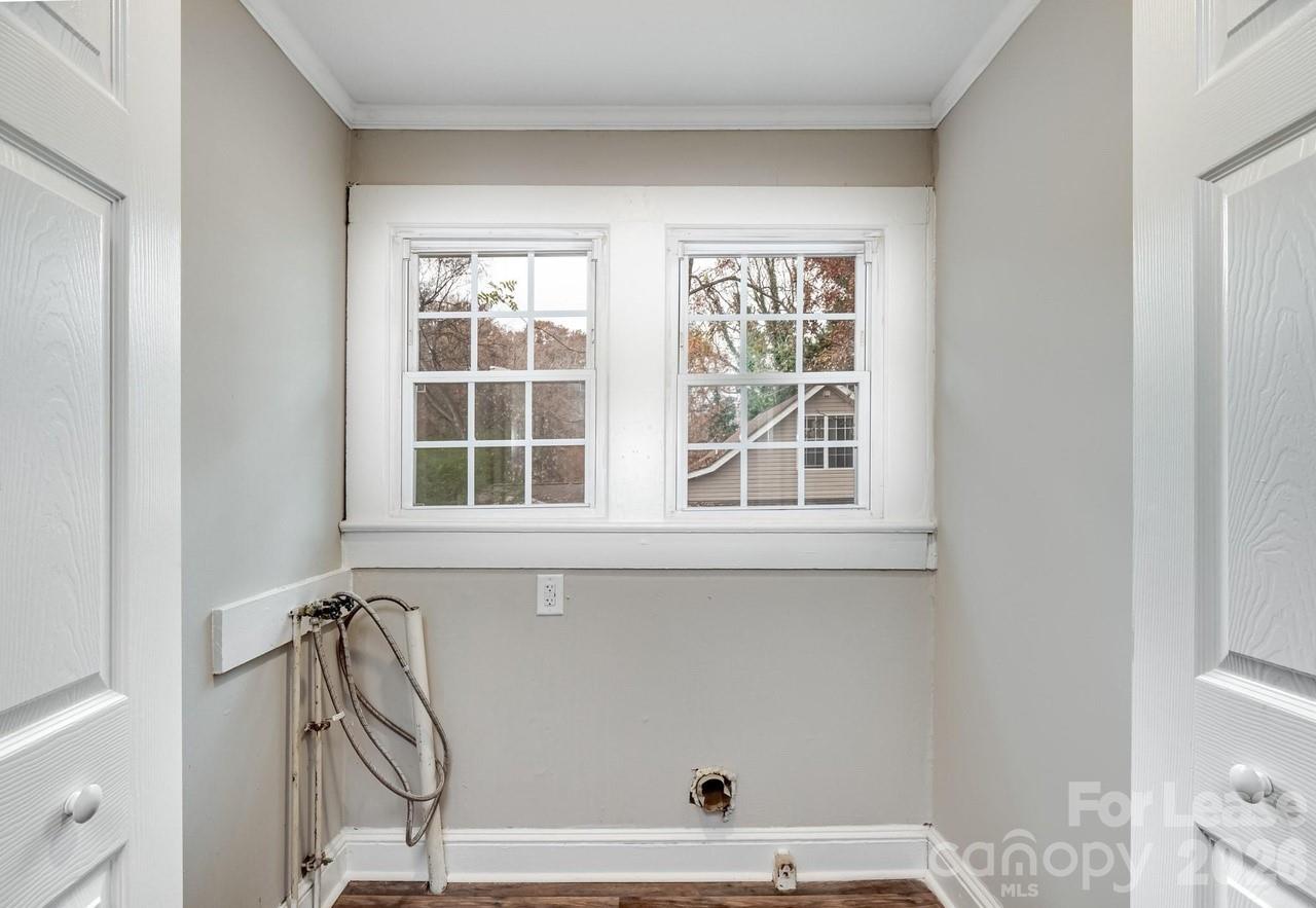 721 Broad Street Property Photo 7