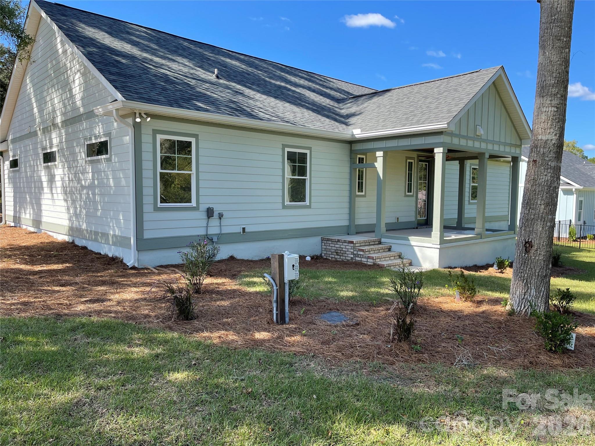 1848 Oak Harbor Drive Property Photo 5
