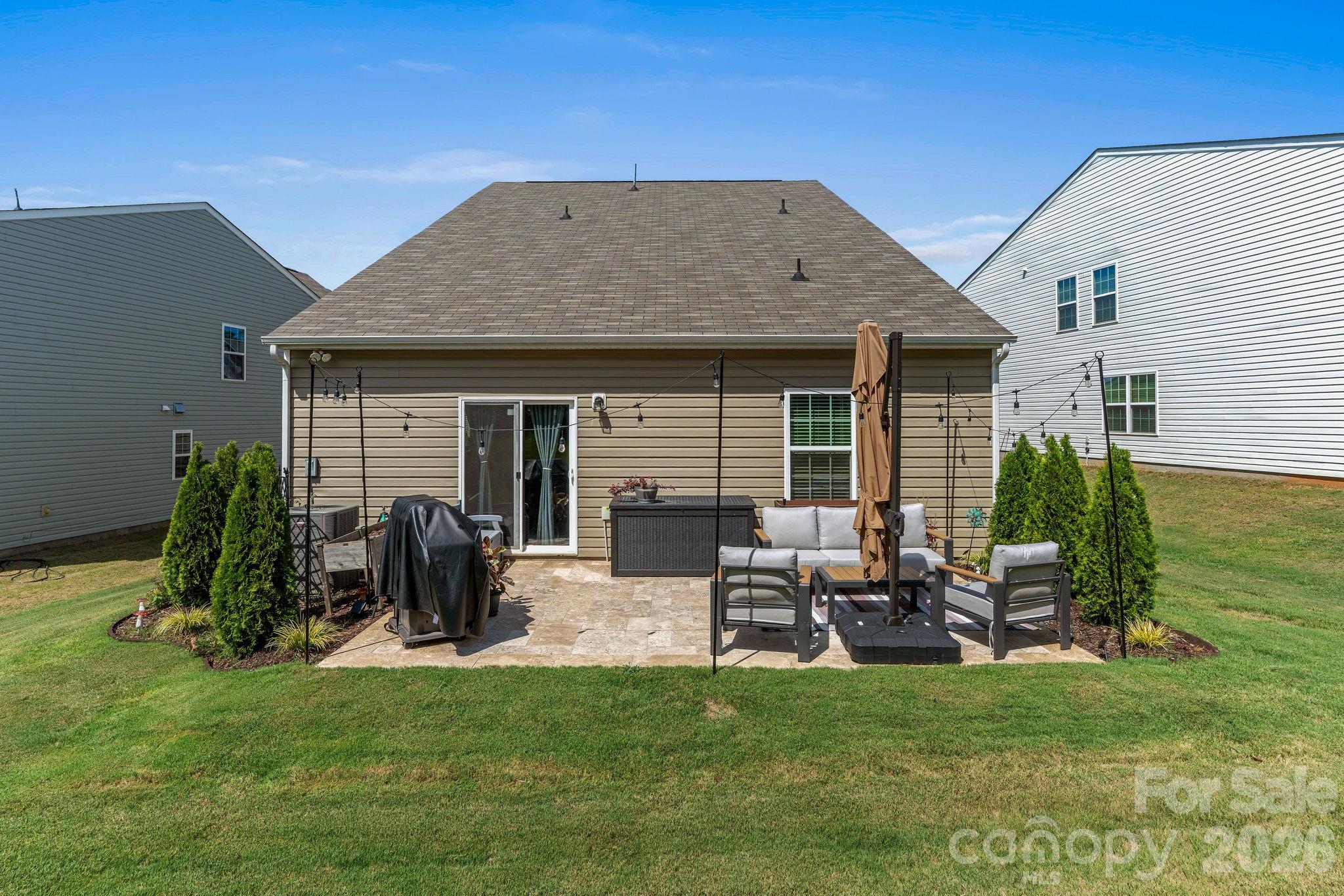 182 Brentwood Drive Property Photo 2