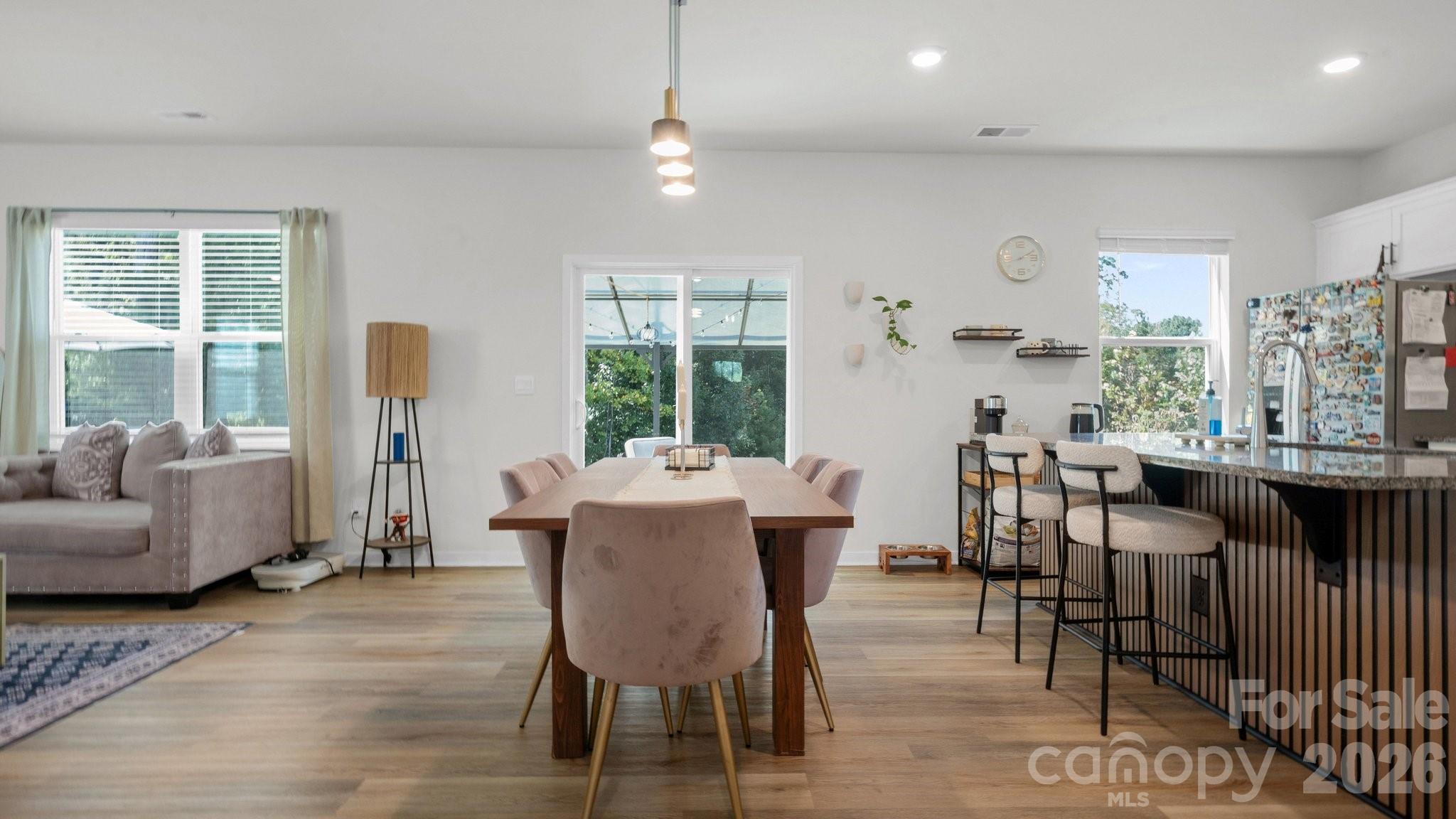 3450 Buck Court Property Photo 6