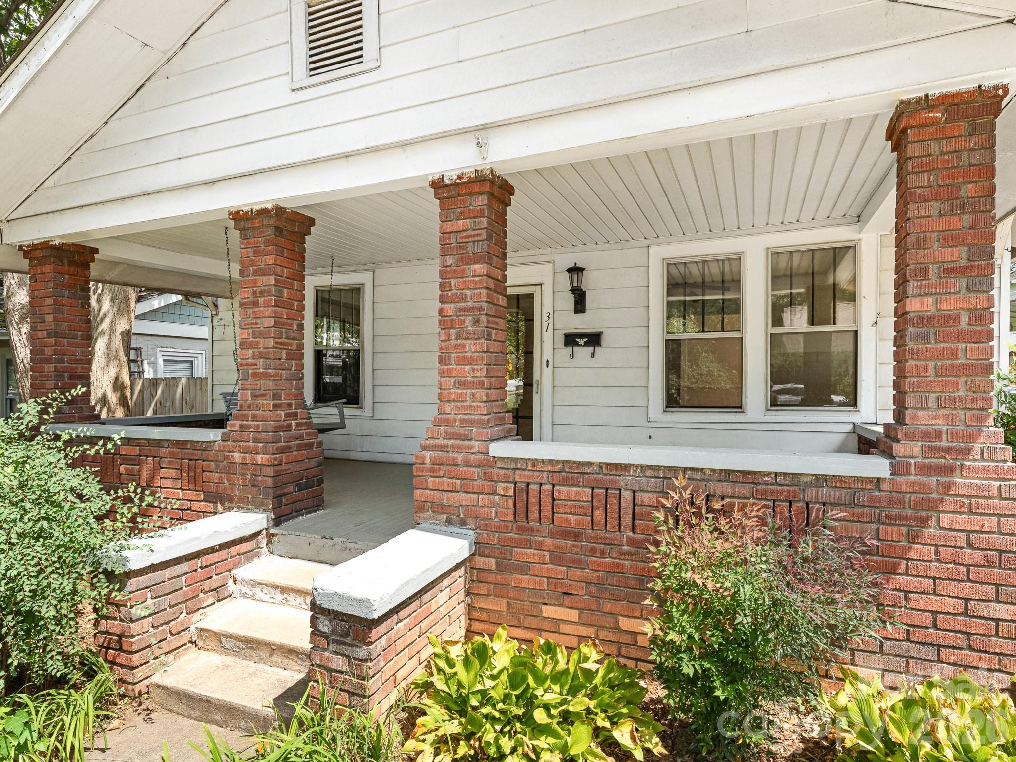 31 Dorchester Avenue Property Photo 3