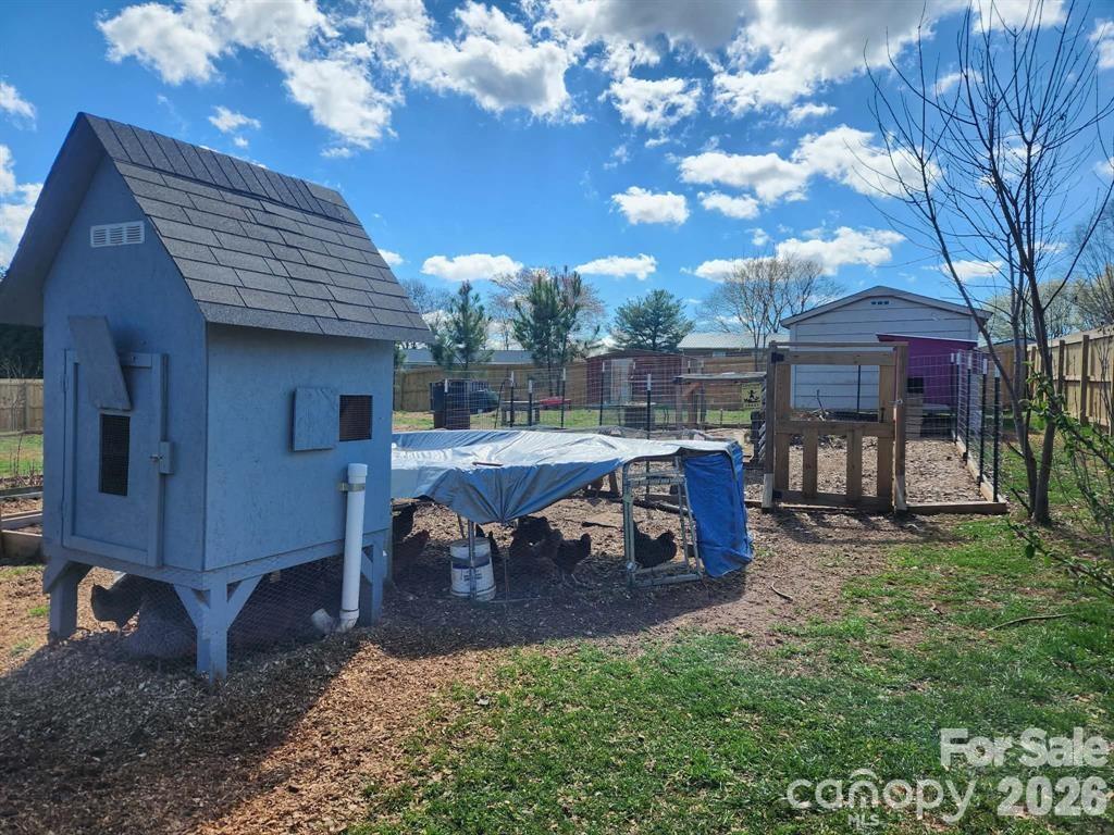 106 Clearview Drive Property Photo 27