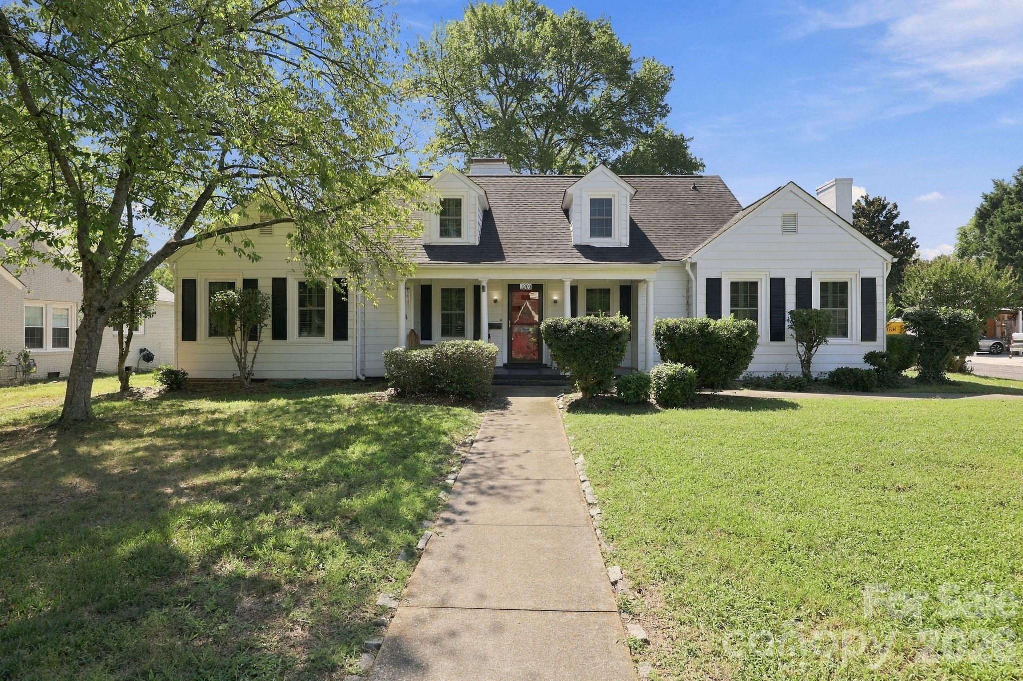 1200 Central Drive Property Photo 1