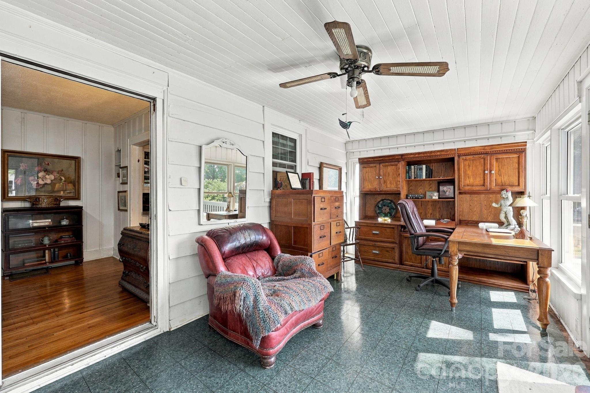 1200 Central Drive Property Photo 25