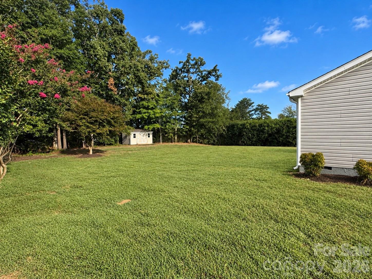 5217 Canterbury Drive Property Photo 5