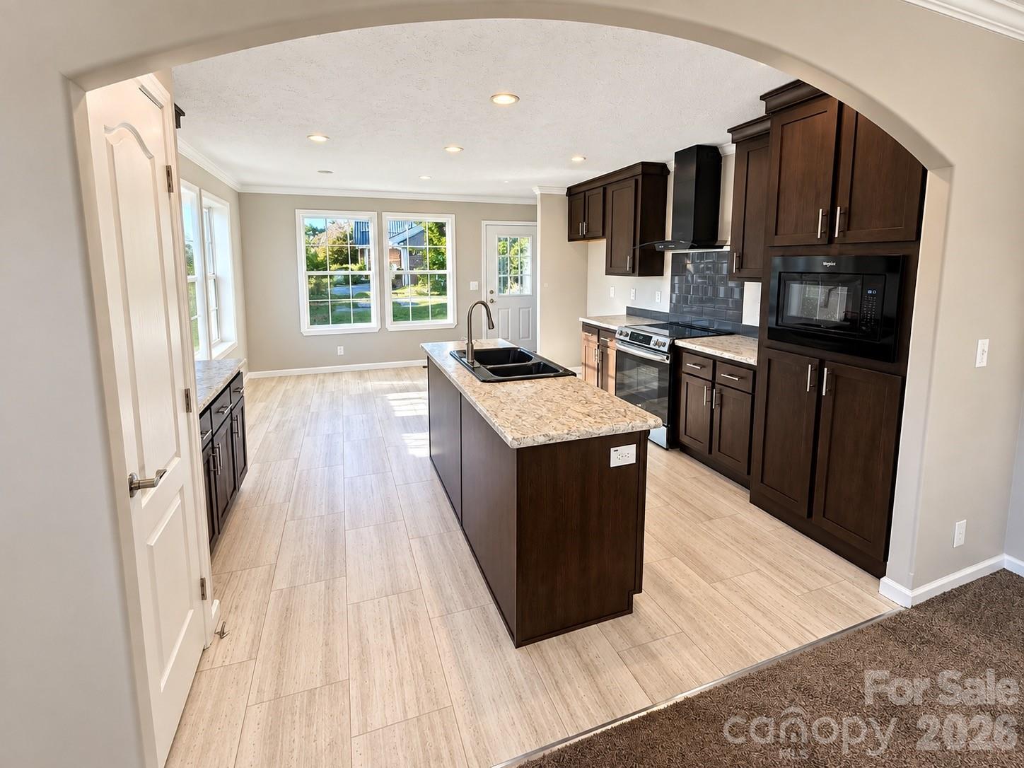 5217 Canterbury Drive Property Photo 8