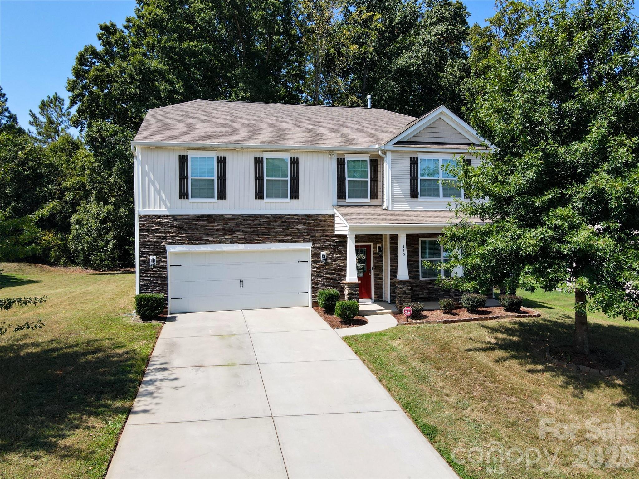 113 Meadow Stream Drive Property Photo 3