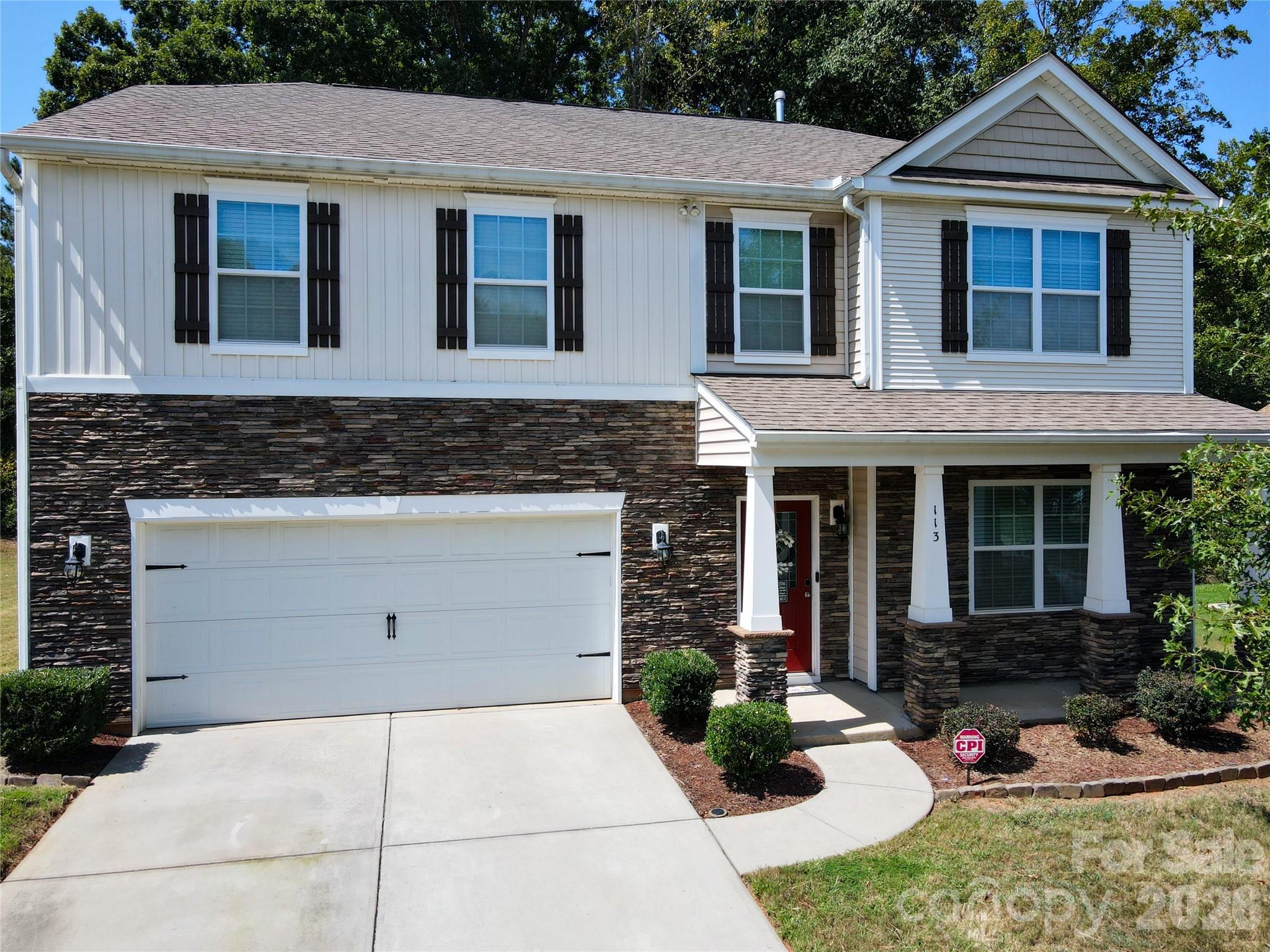 113 Meadow Stream Drive Property Photo 4