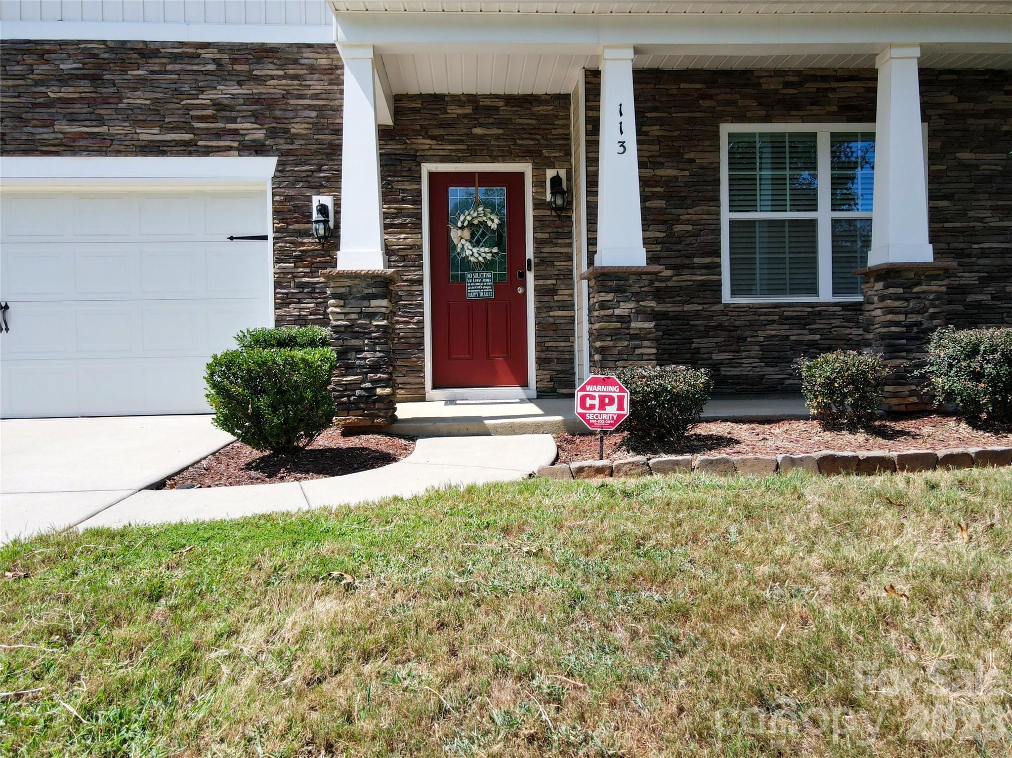 113 Meadow Stream Drive Property Photo 5