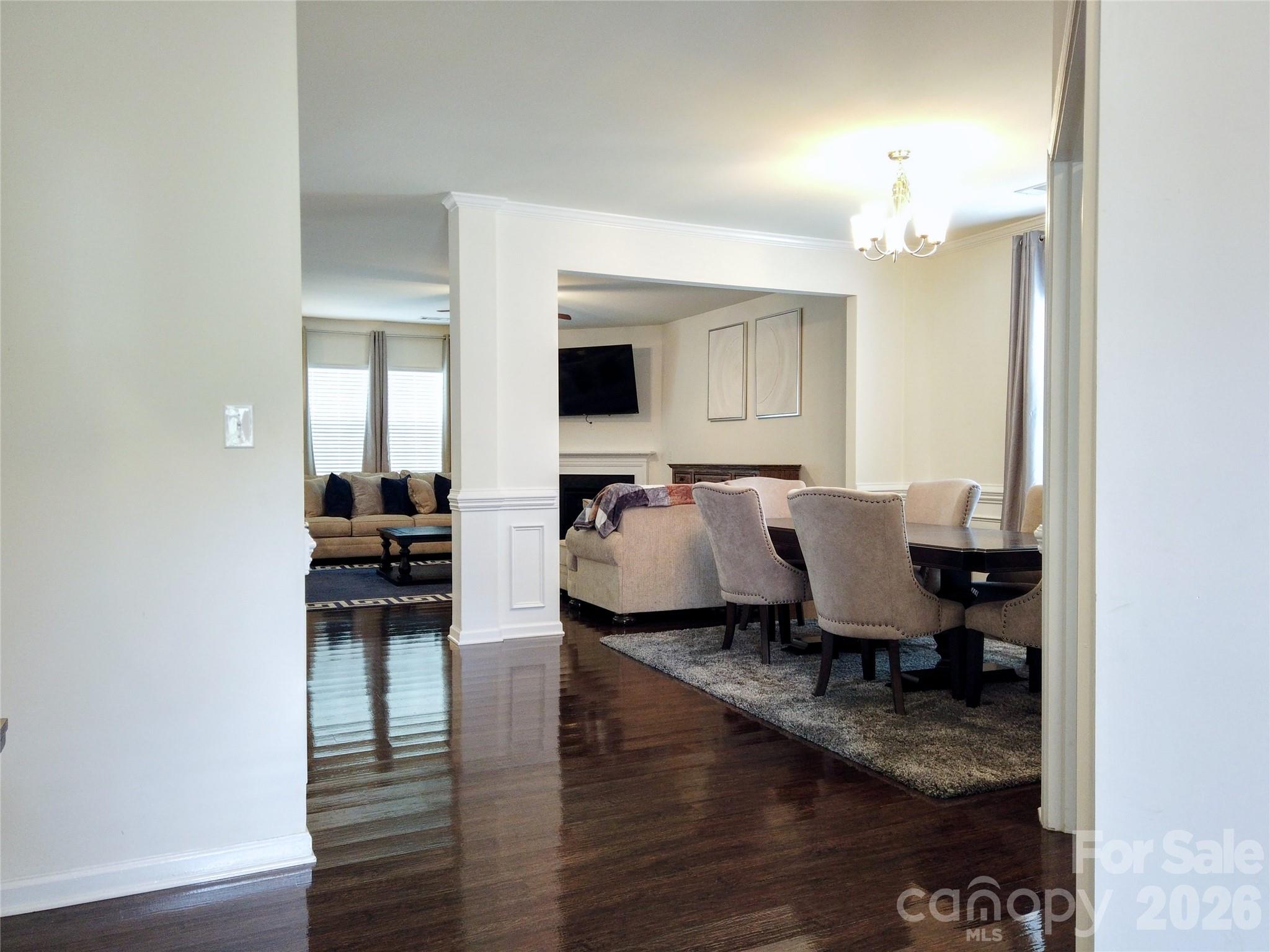 113 Meadow Stream Drive Property Photo 6