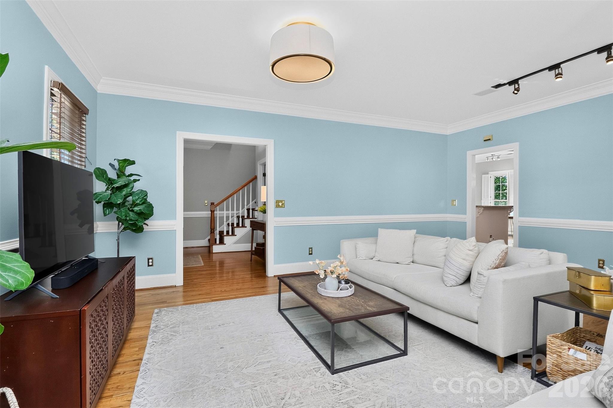 3301 Dairy Farm Lane Property Photo 4