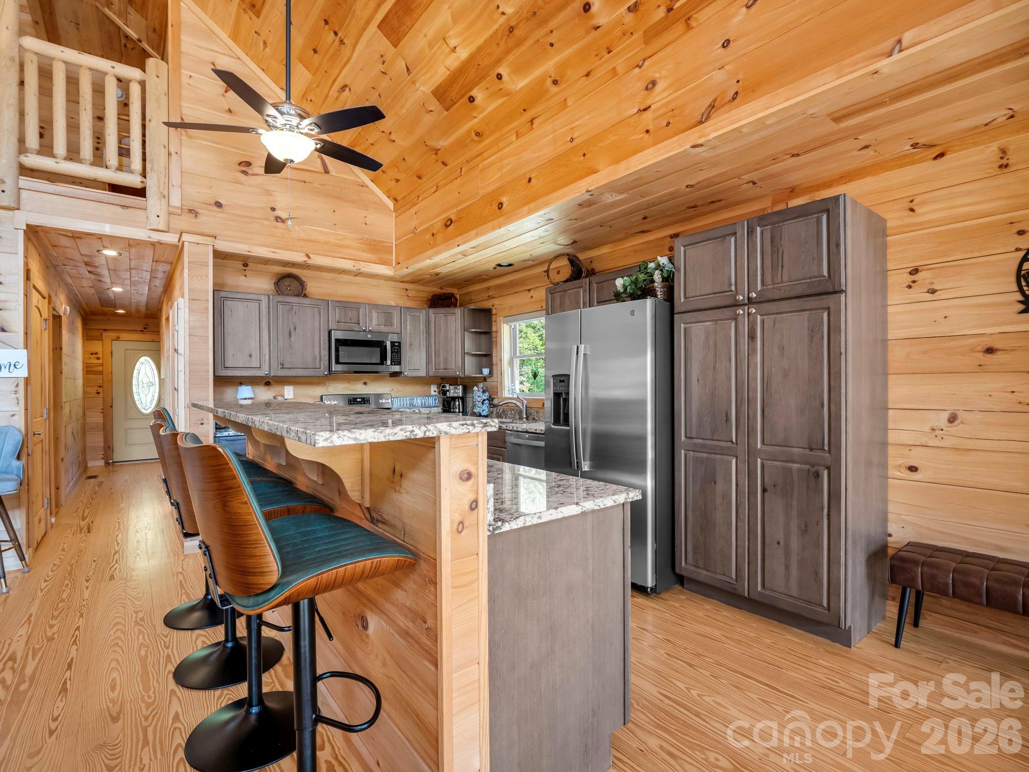 167 Hawks Nest Trail Property Photo 8