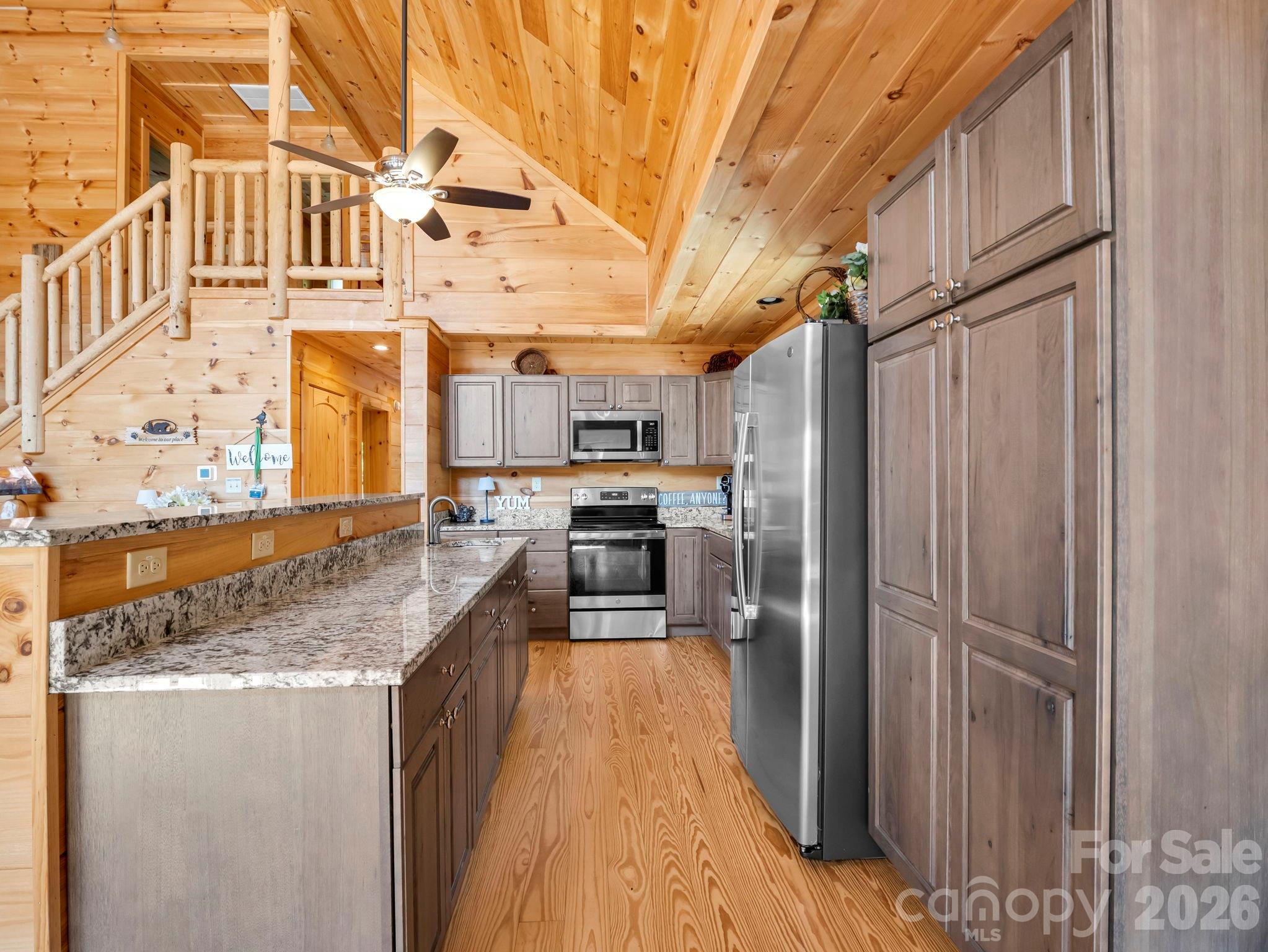 167 Hawks Nest Trail Property Photo 9