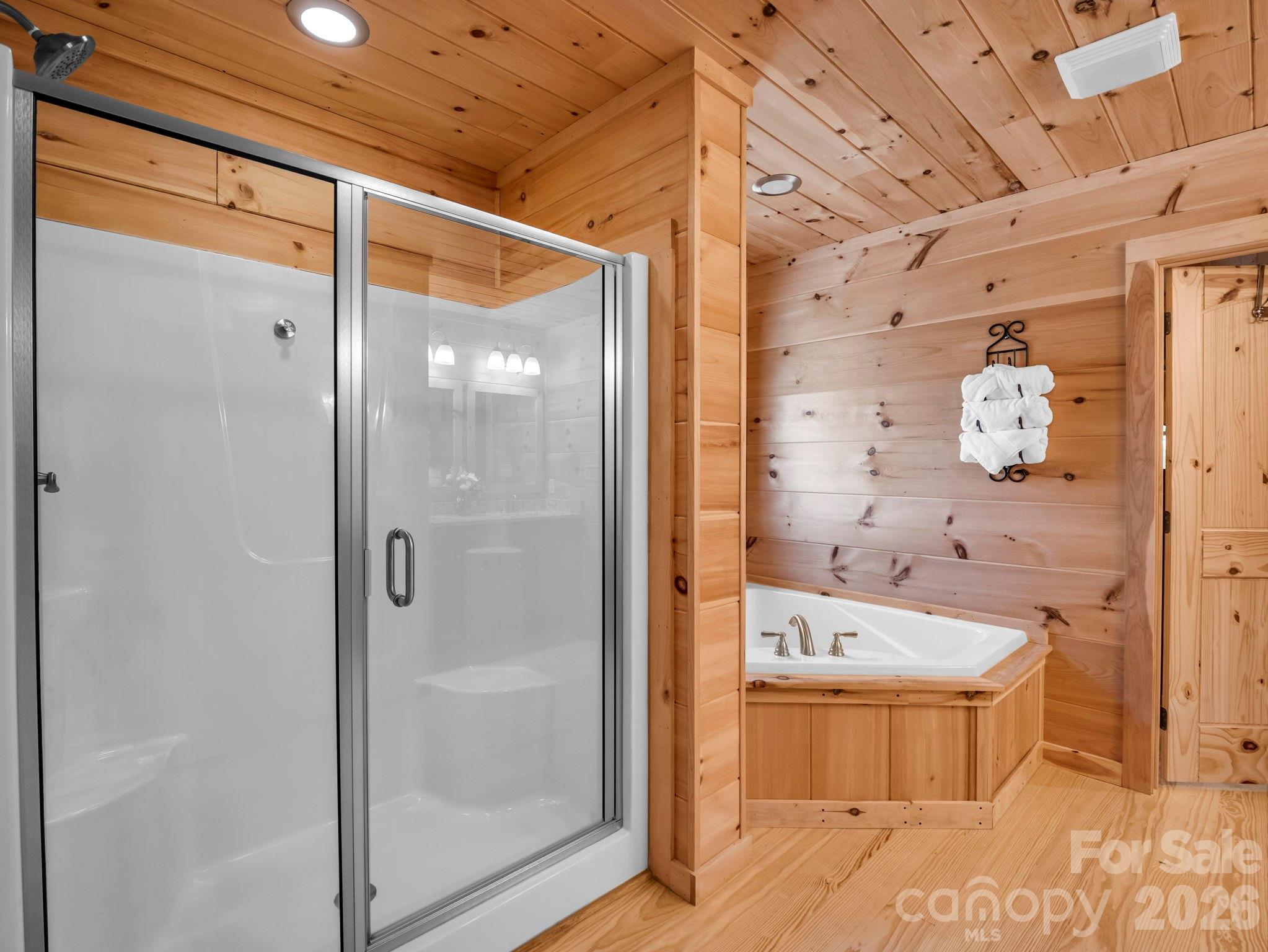 167 Hawks Nest Trail Property Photo 15