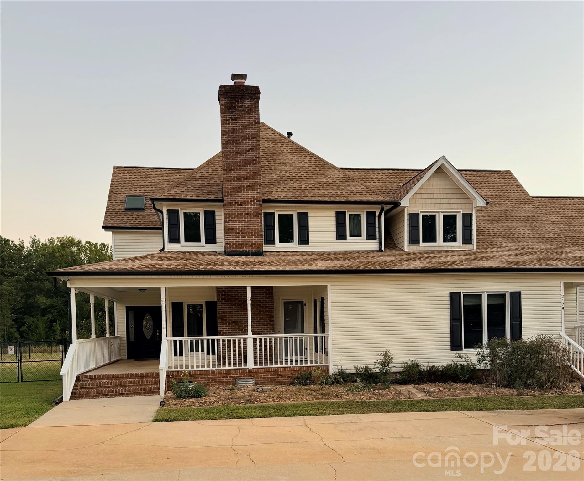 2129 Squire Road Property Photo 1