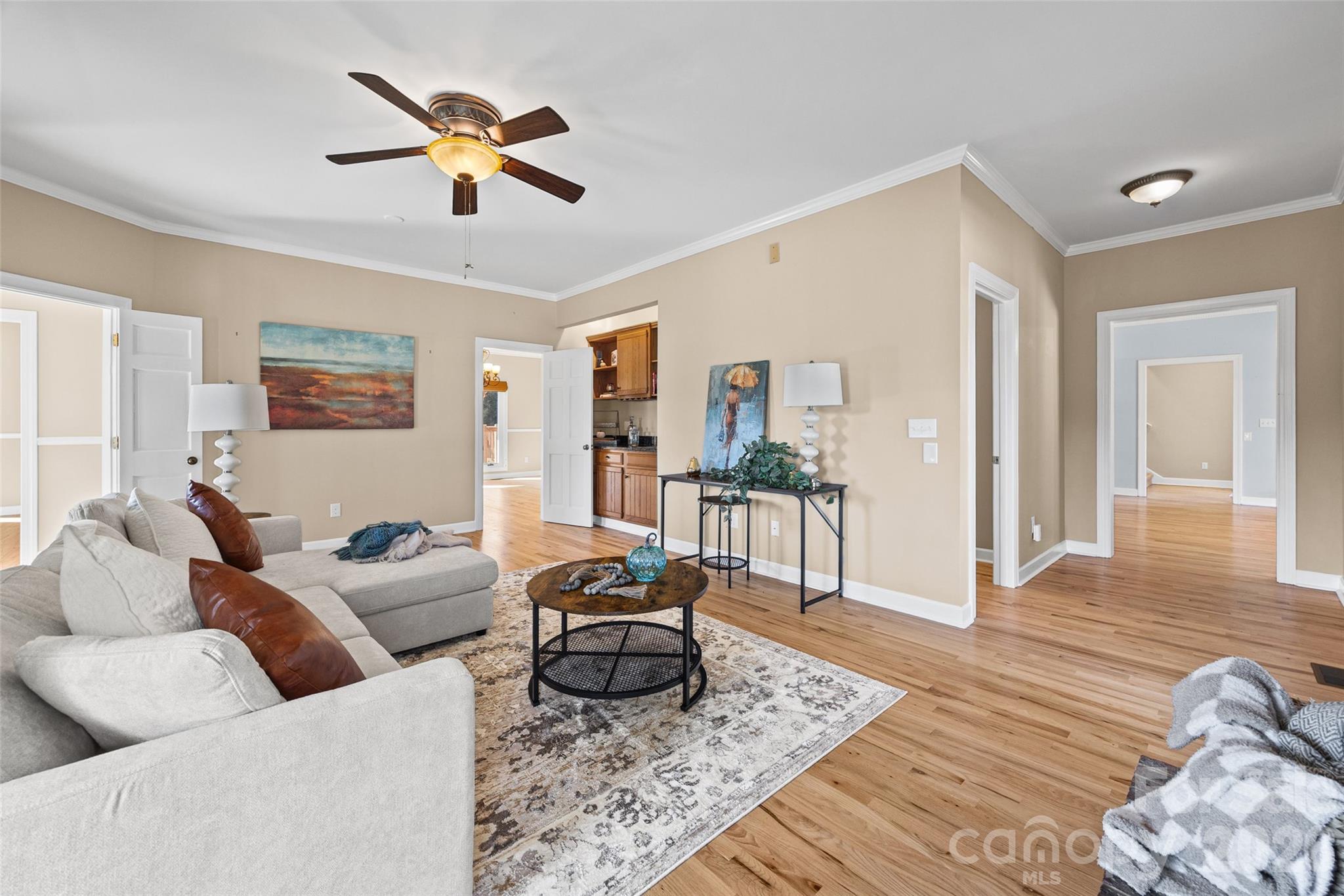 2129 Squire Road Property Photo 9