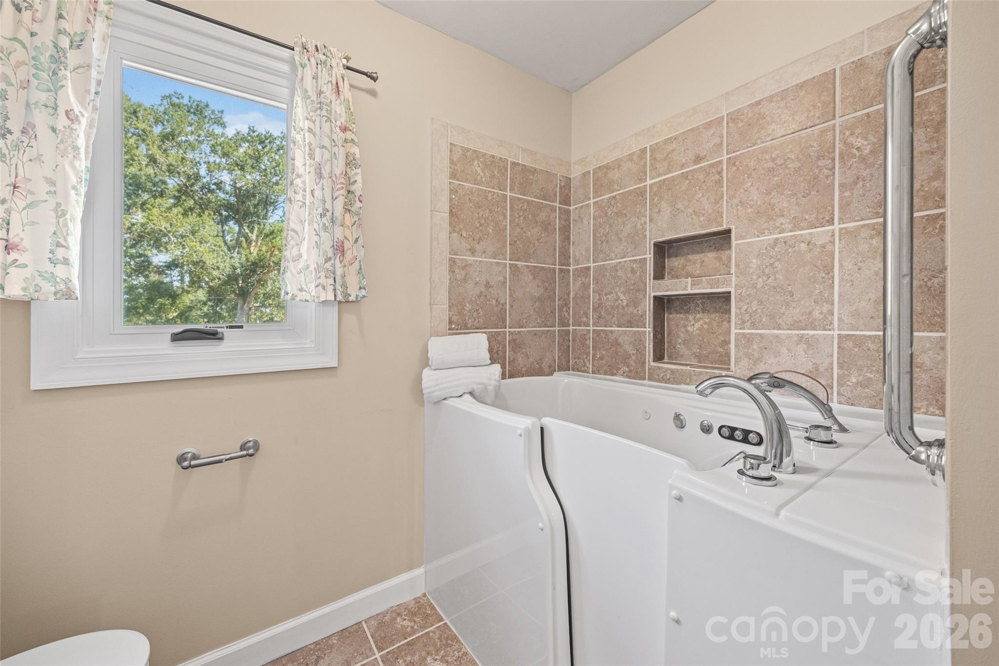 2129 Squire Road Property Photo 24