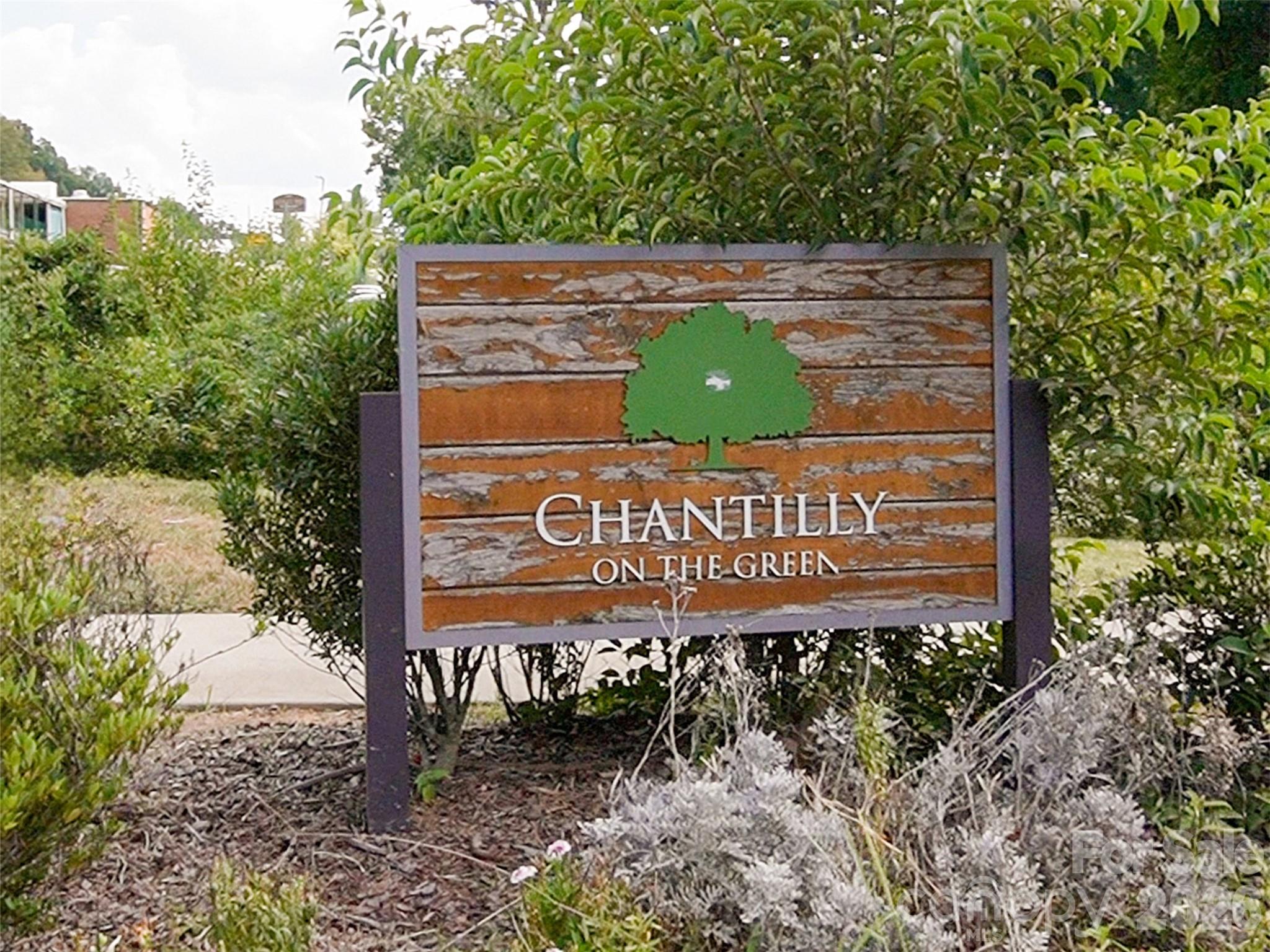 2649 Chesterfield Avenue Property Photo 41