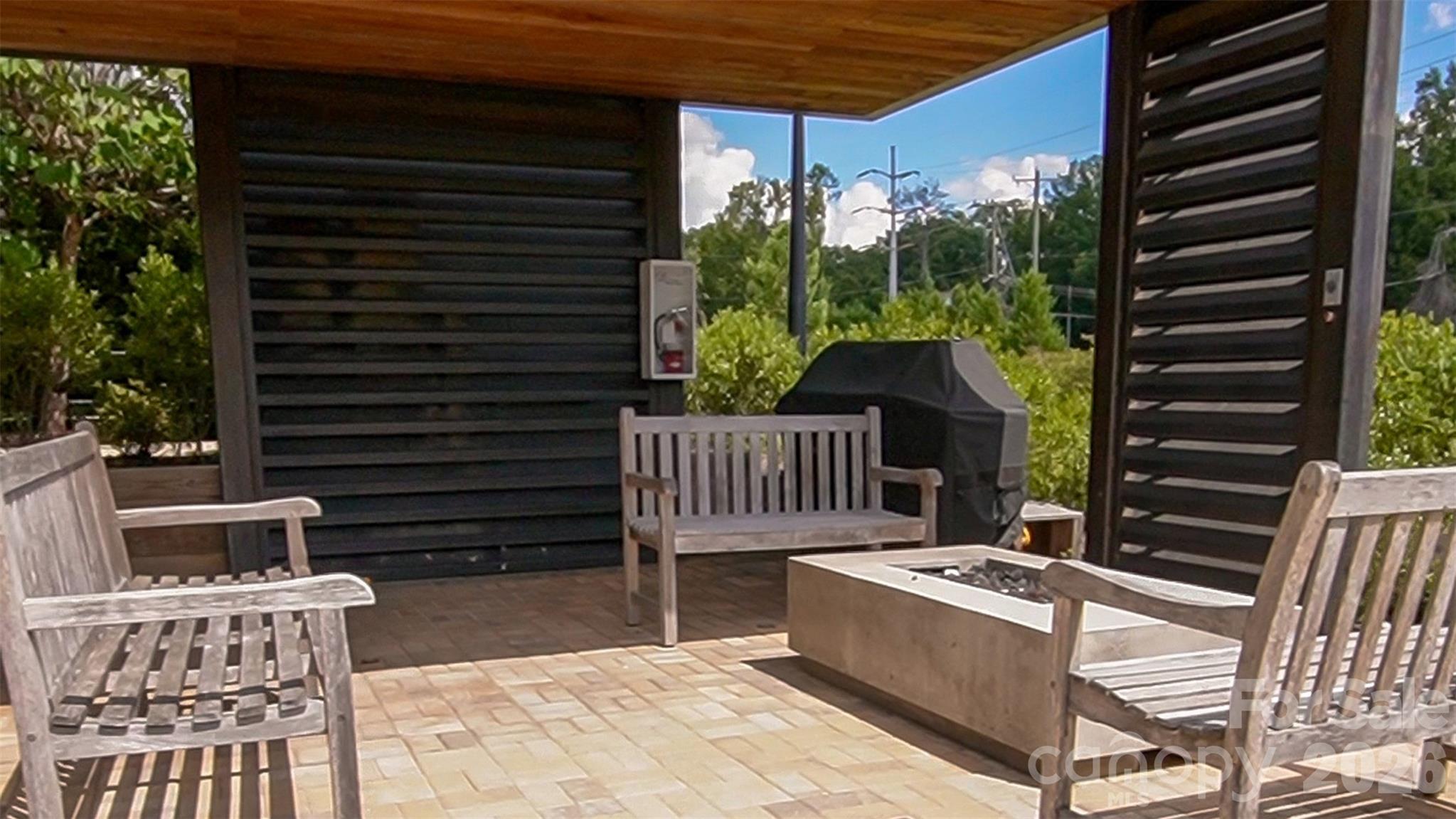 2649 Chesterfield Avenue Property Photo 42