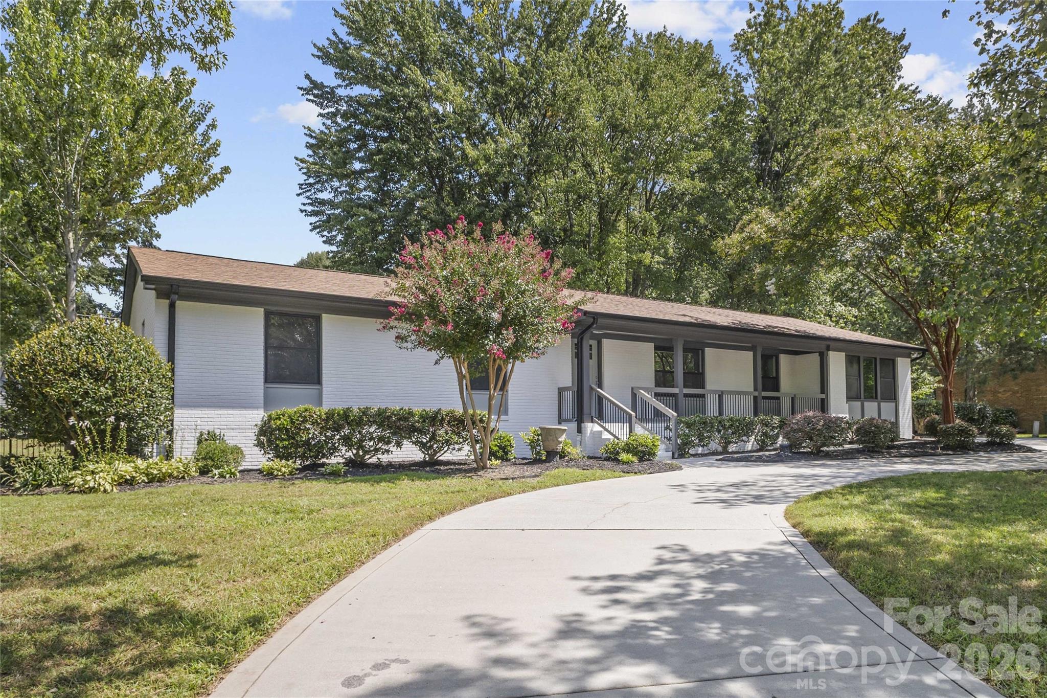 614 S Magnolia Street Property Photo 1