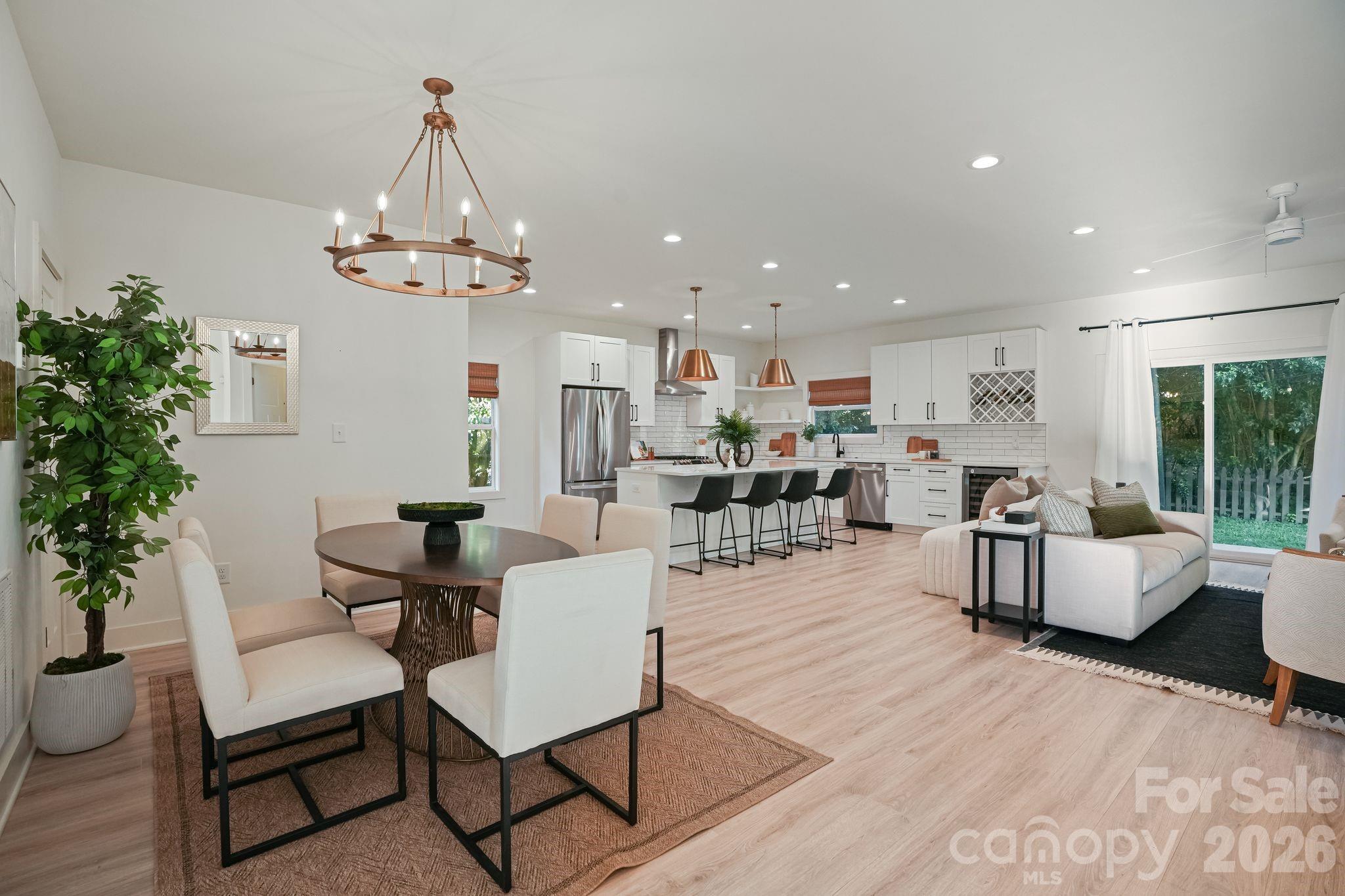 526 Seldon Drive Property Photo 8
