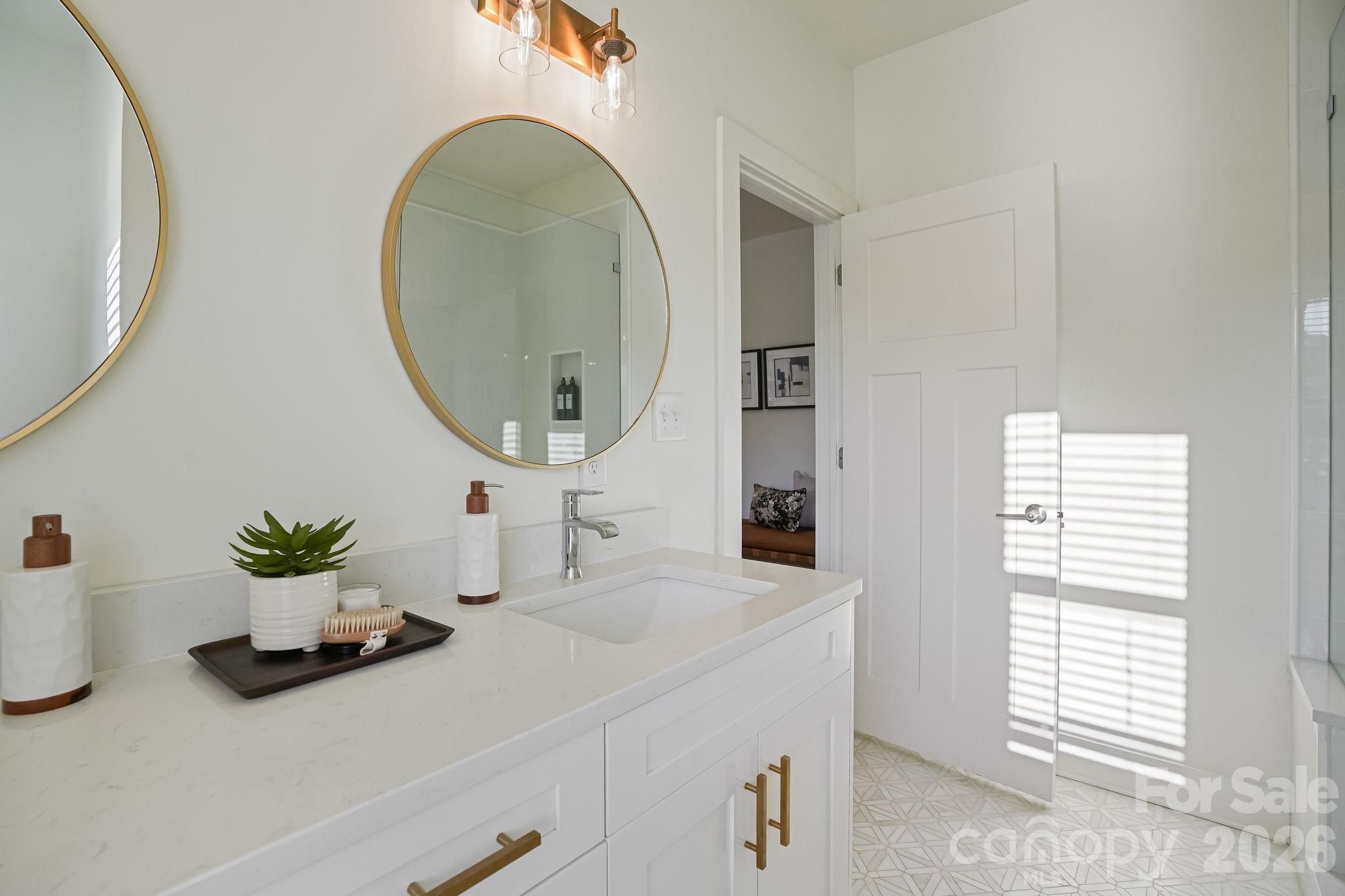 526 Seldon Drive Property Photo 31