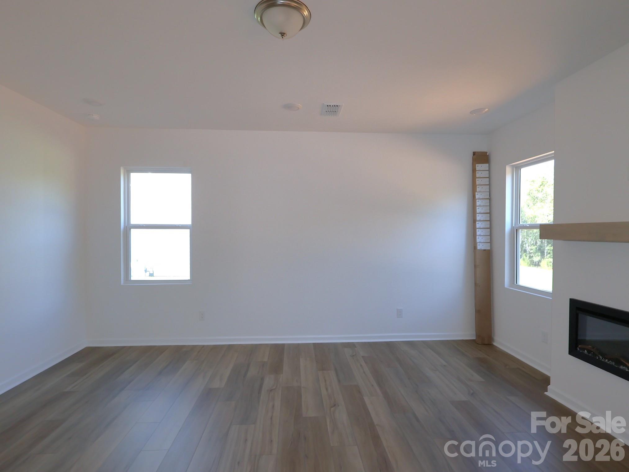 230 Amber Glen Drive Property Photo 8