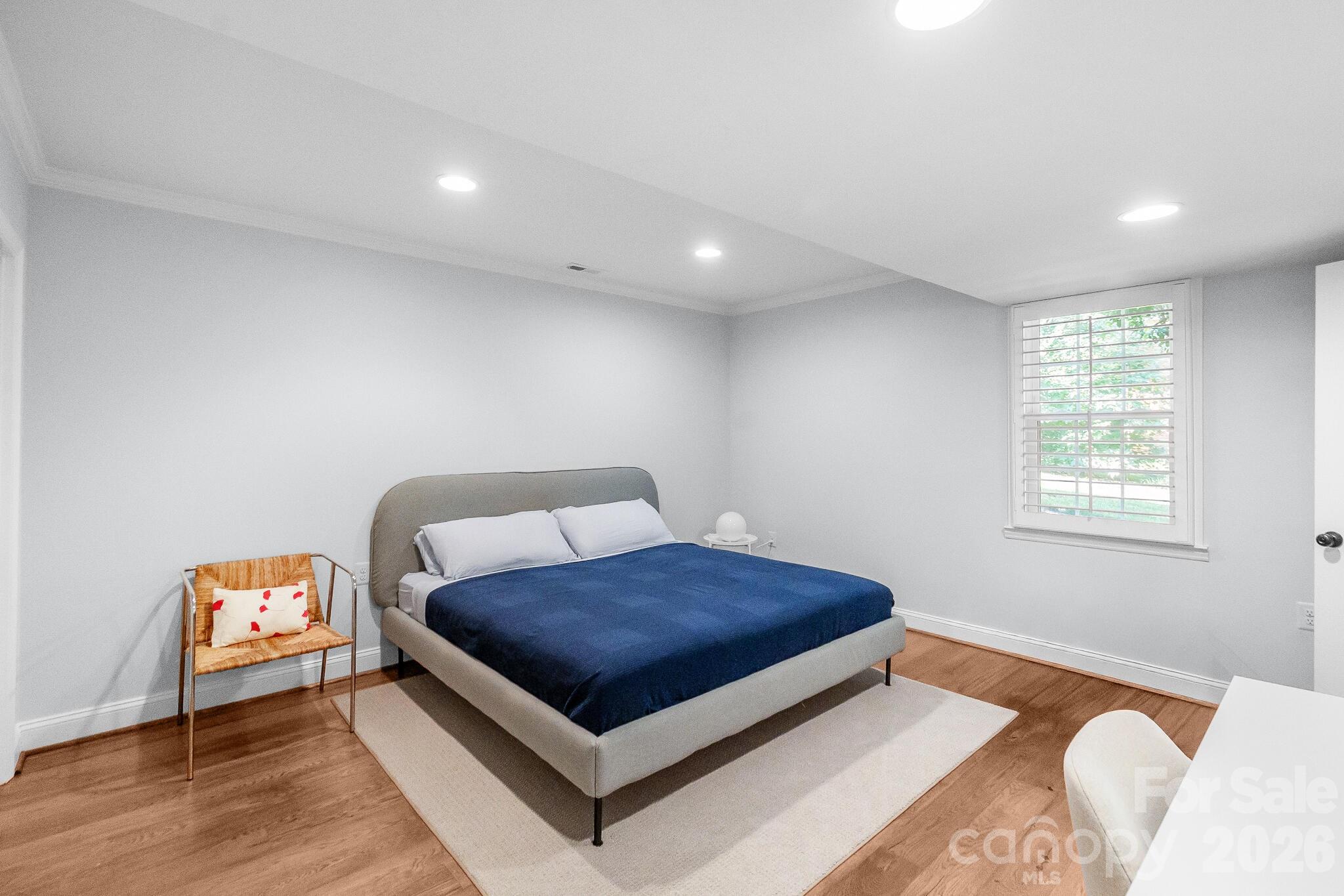 5917 Doncaster Drive Property Photo 17