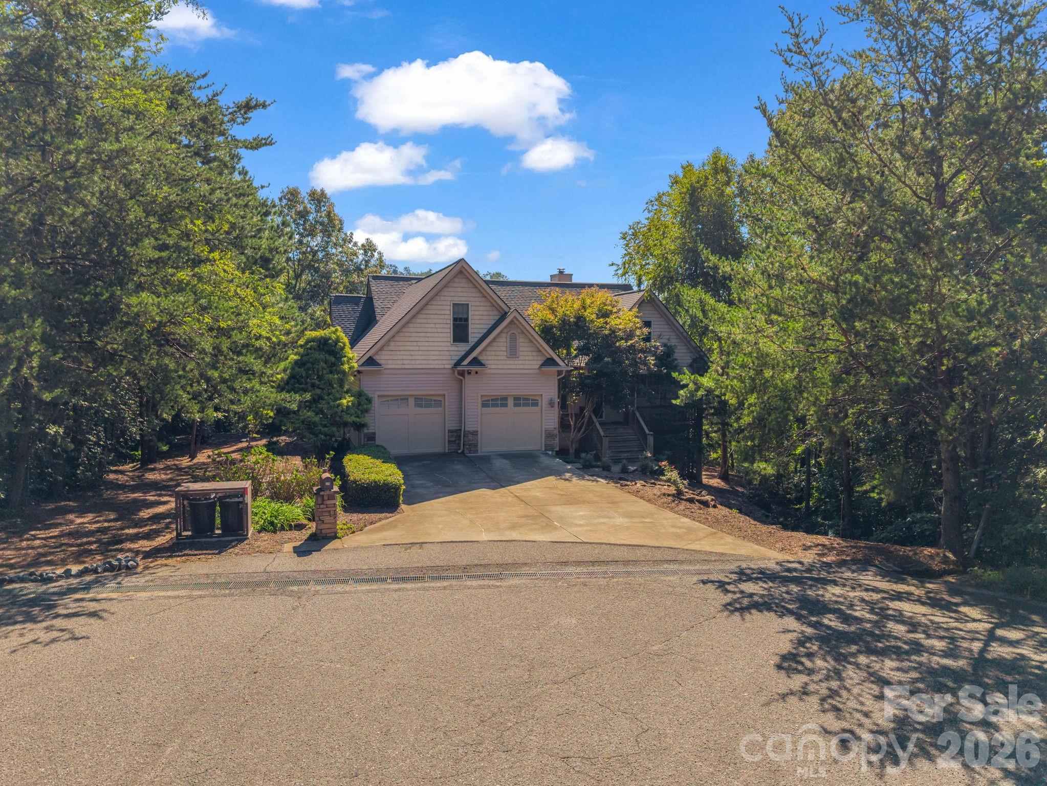 224 Highland Heights Property Photo 2