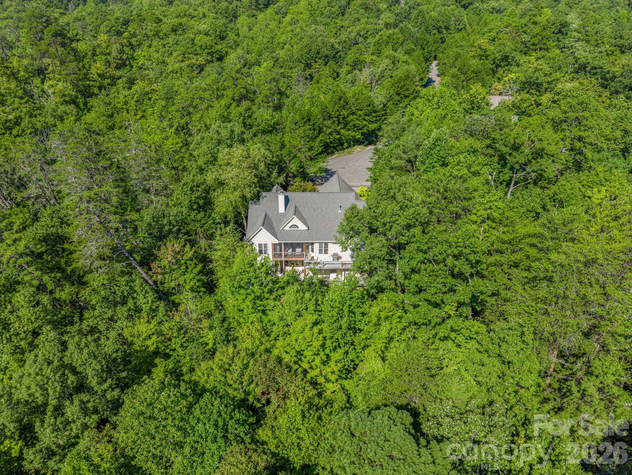 224 Highland Heights Property Photo 3