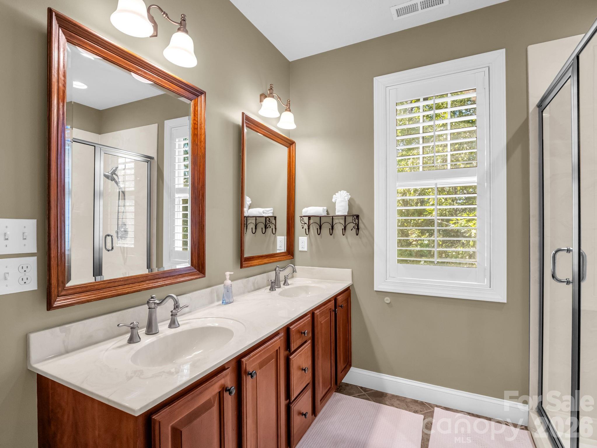 224 Highland Heights Property Photo 26