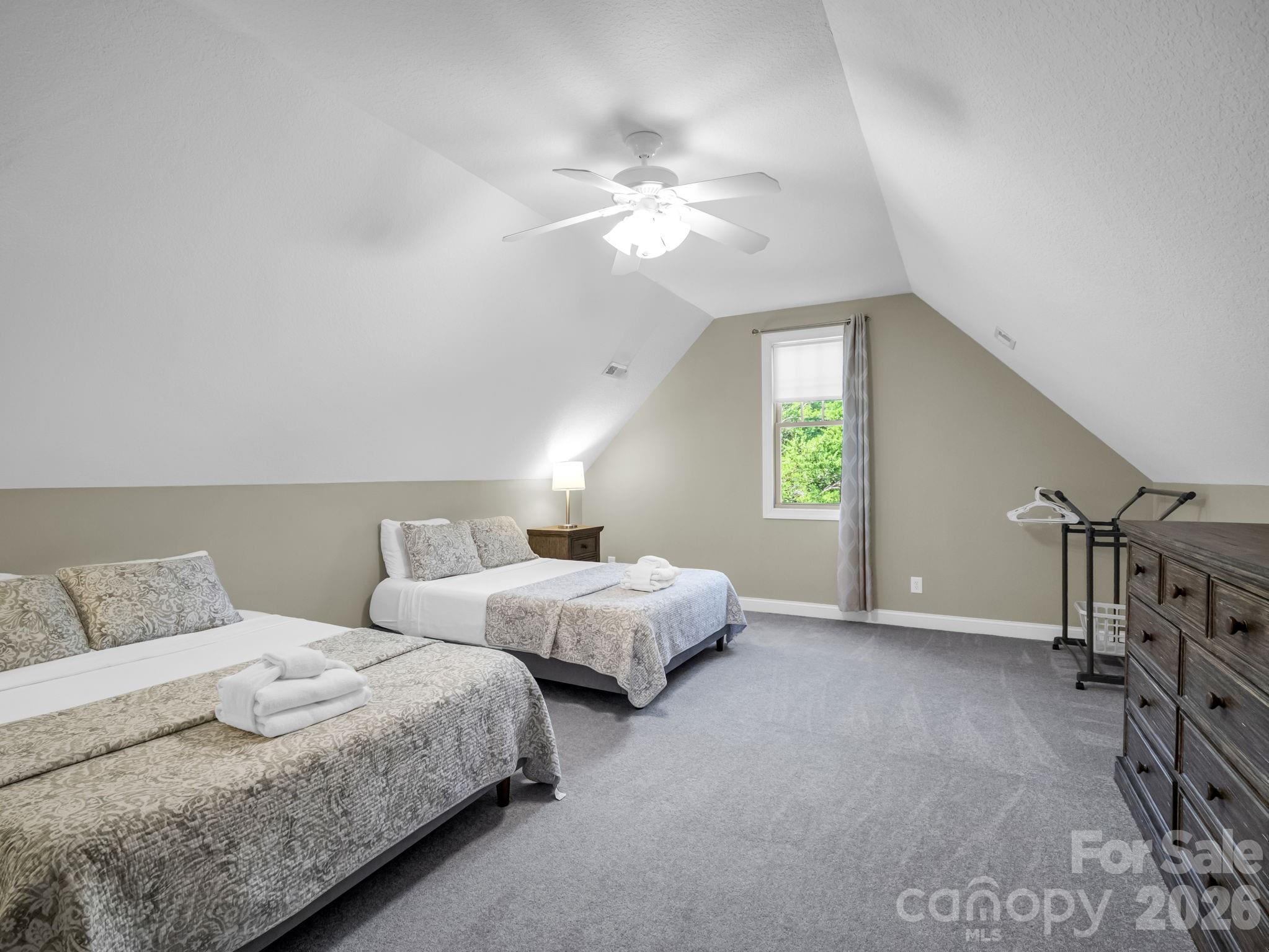 224 Highland Heights Property Photo 33
