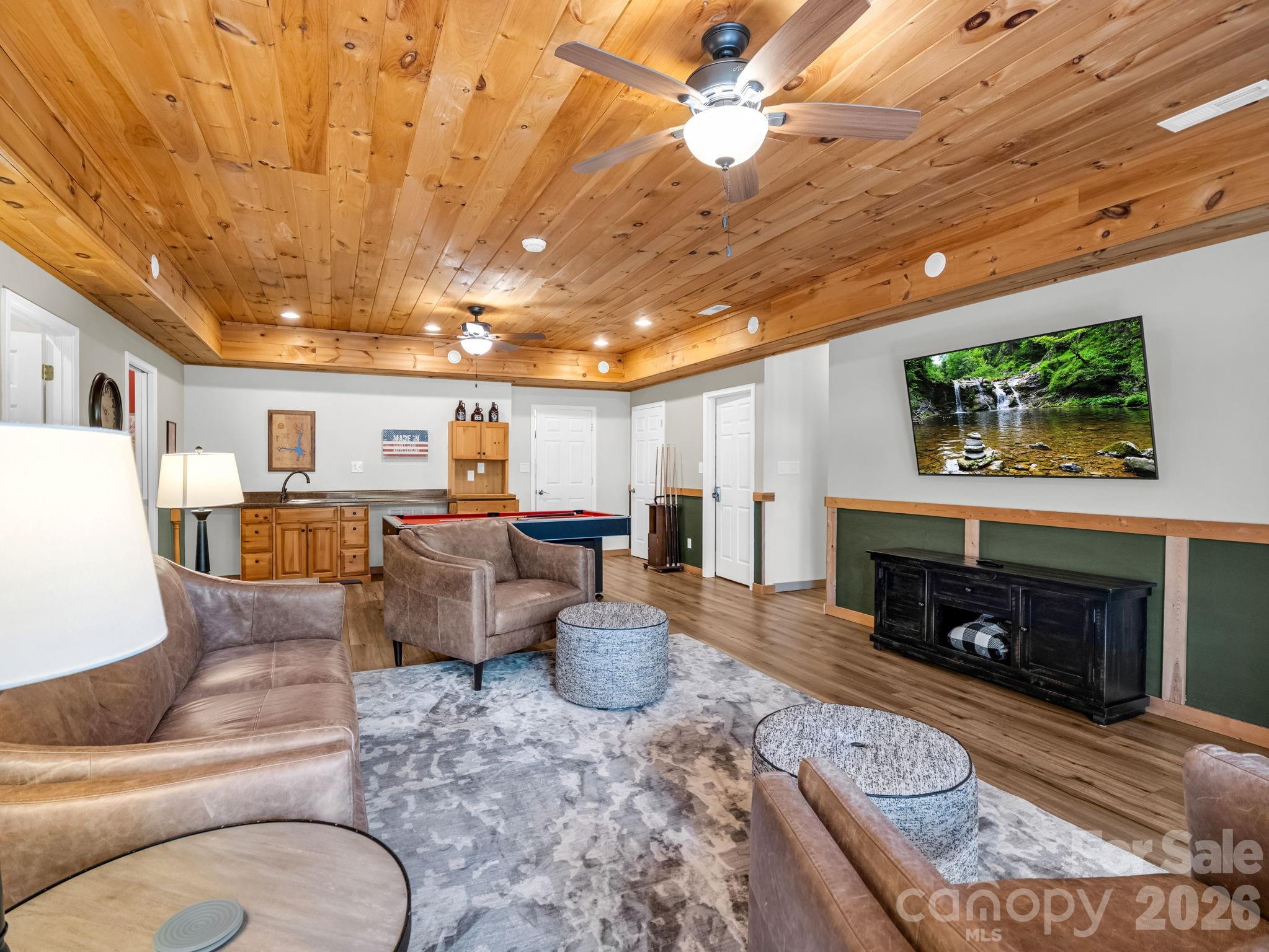 224 Highland Heights Property Photo 39