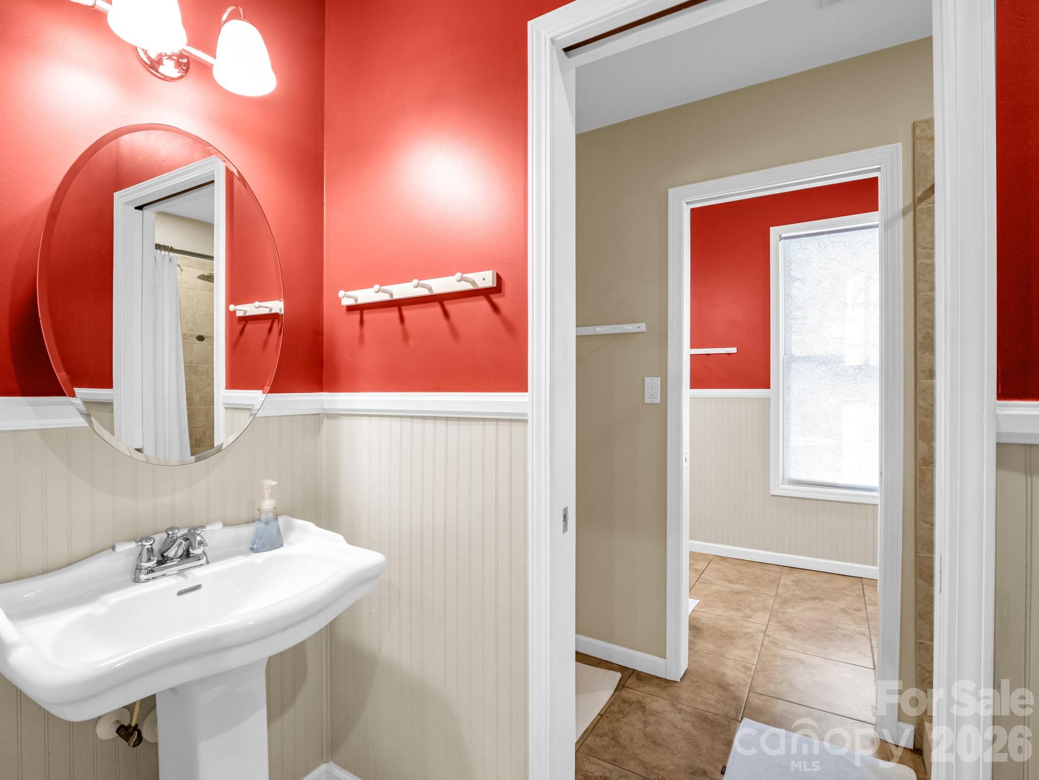 224 Highland Heights Property Photo 44
