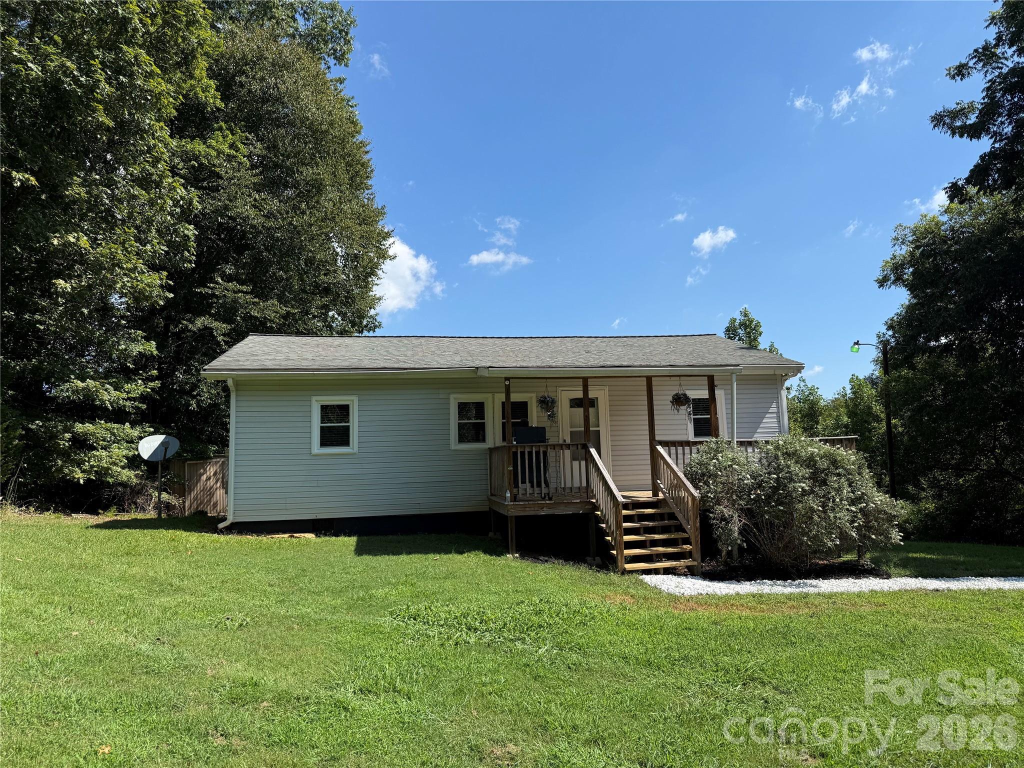 44 Oak Hill Road Property Photo 1
