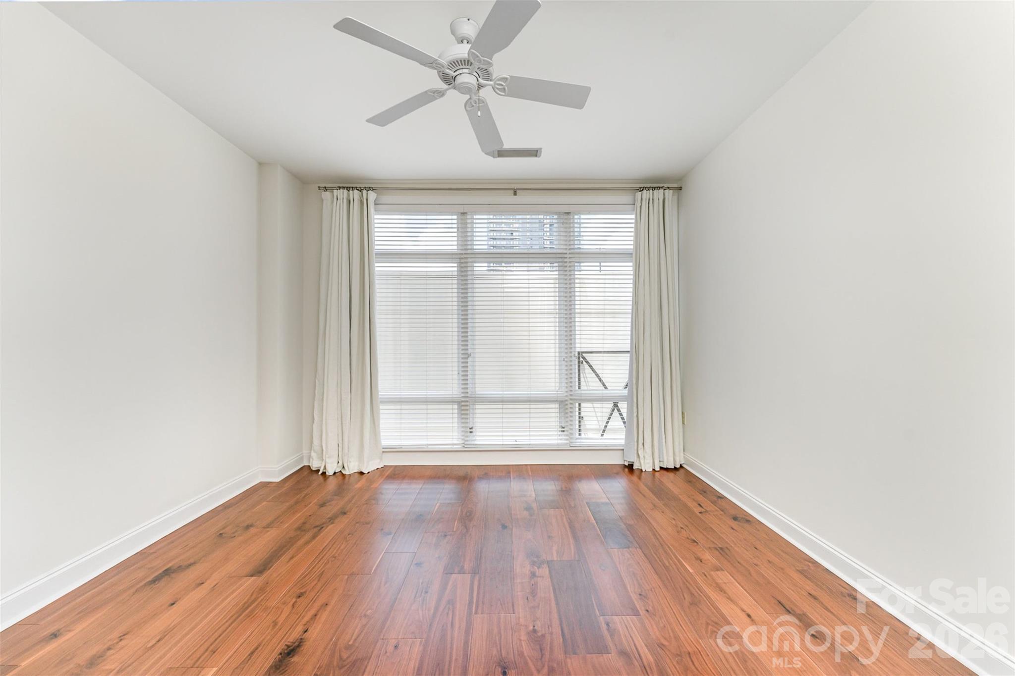 230 S Tryon Street 511 Property Photo 9