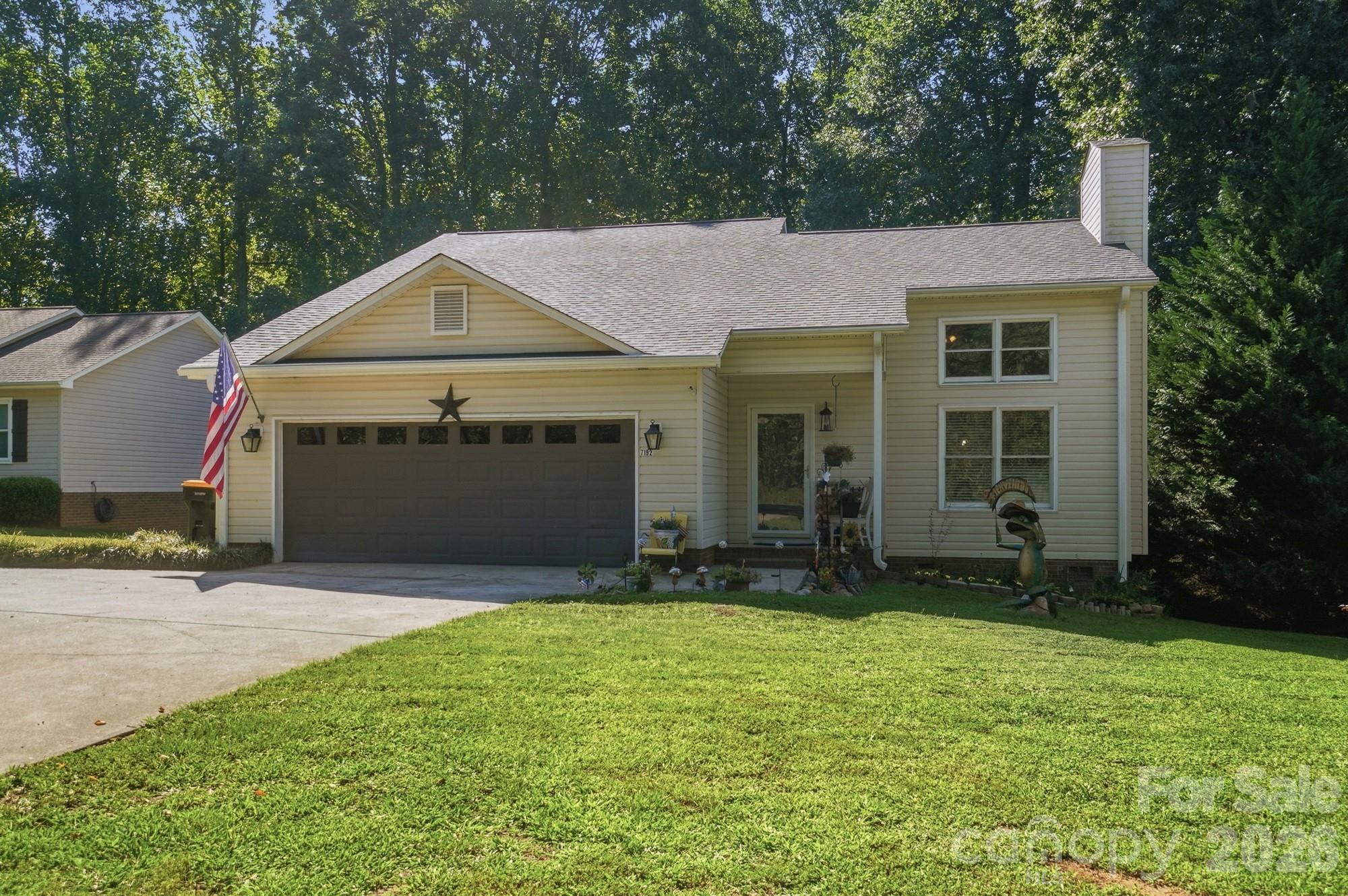 7192 Forney Hill Road Property Photo 2