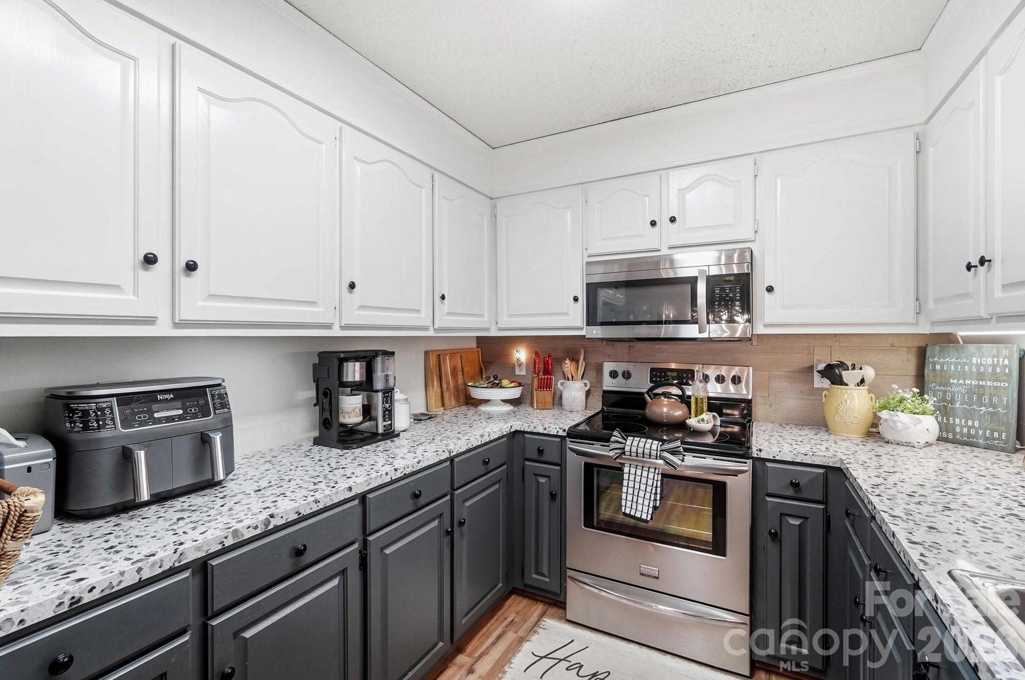 7192 Forney Hill Road Property Photo 15
