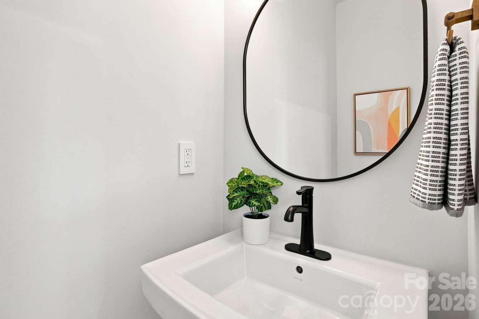 260 Parkwood Avenue Property Photo 20
