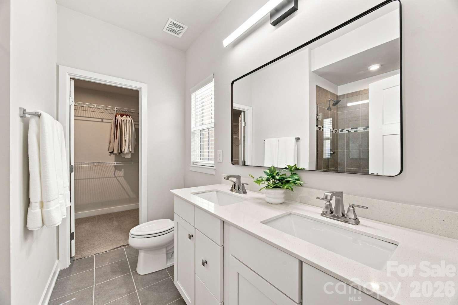 260 Parkwood Avenue Property Photo 25