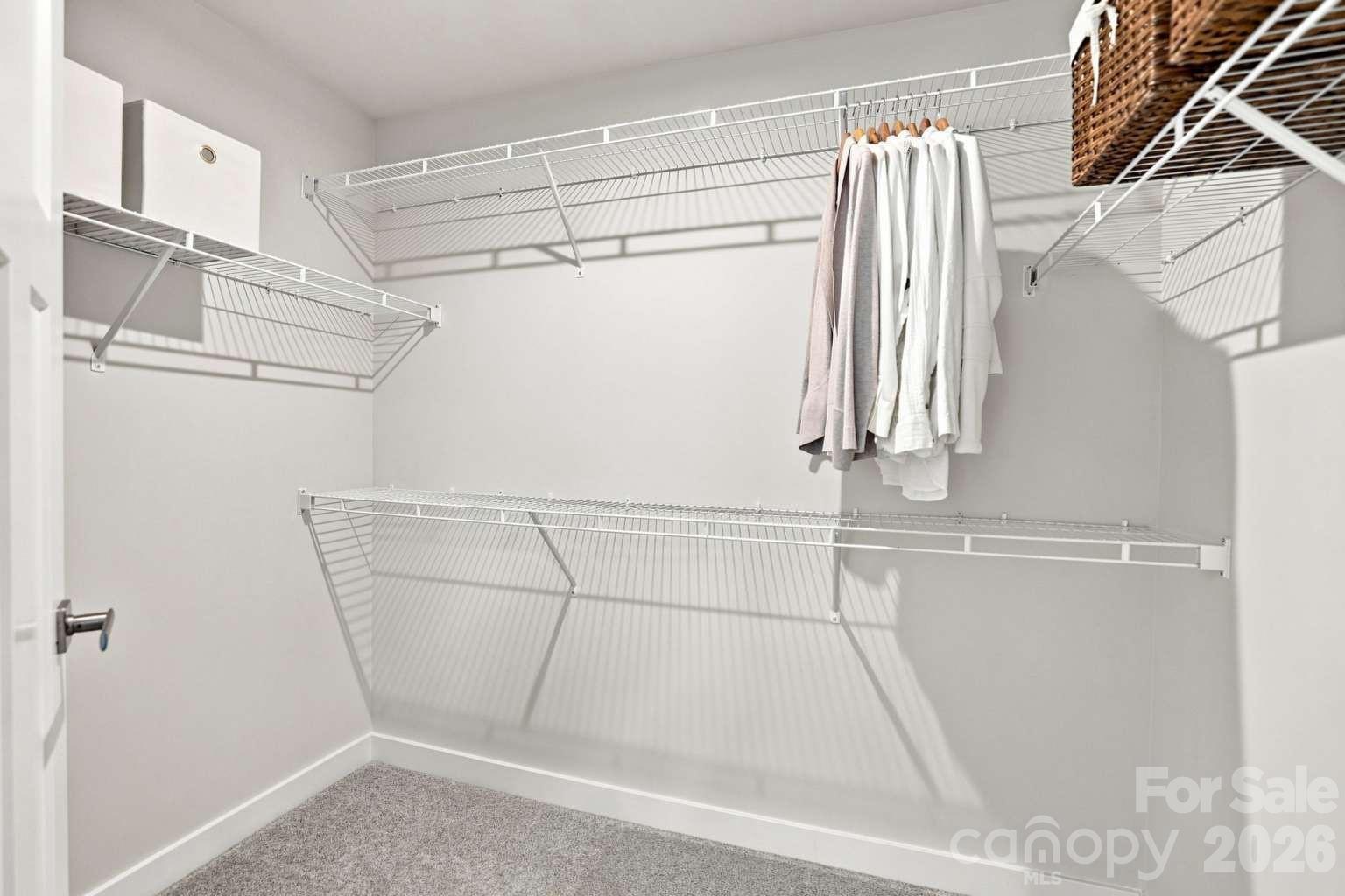 260 Parkwood Avenue Property Photo 27