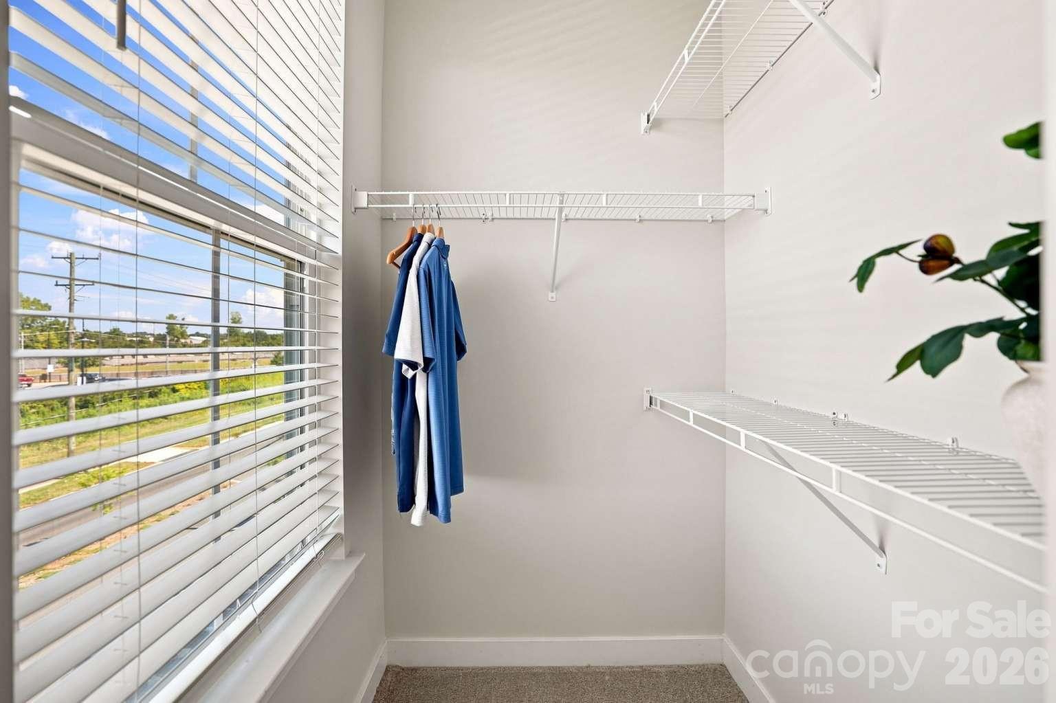 260 Parkwood Avenue Property Photo 34